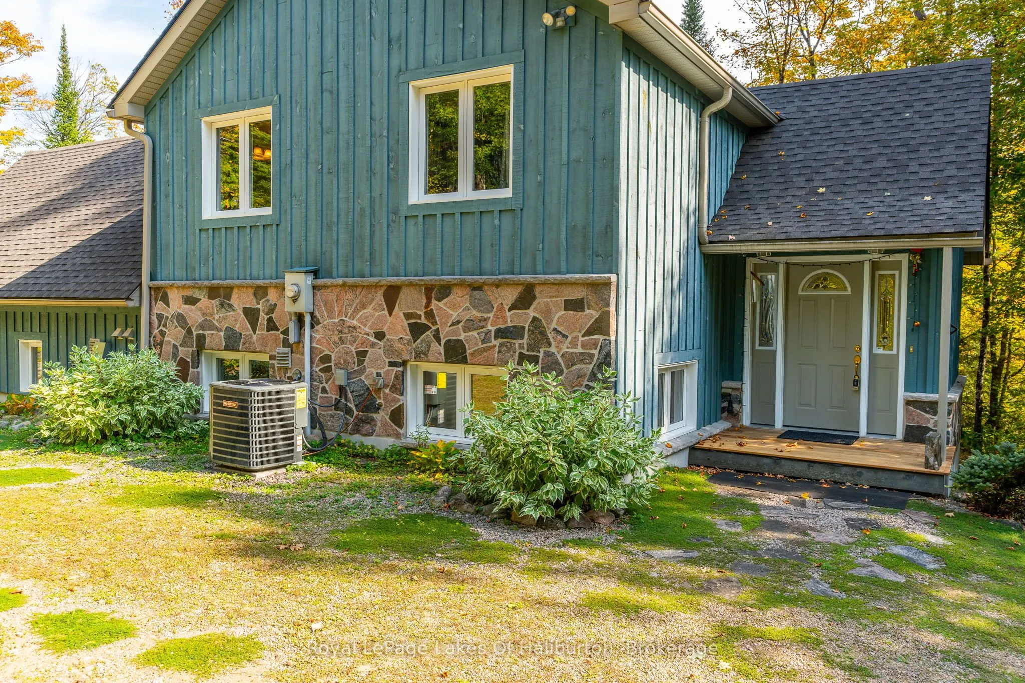 48 Russell Drive