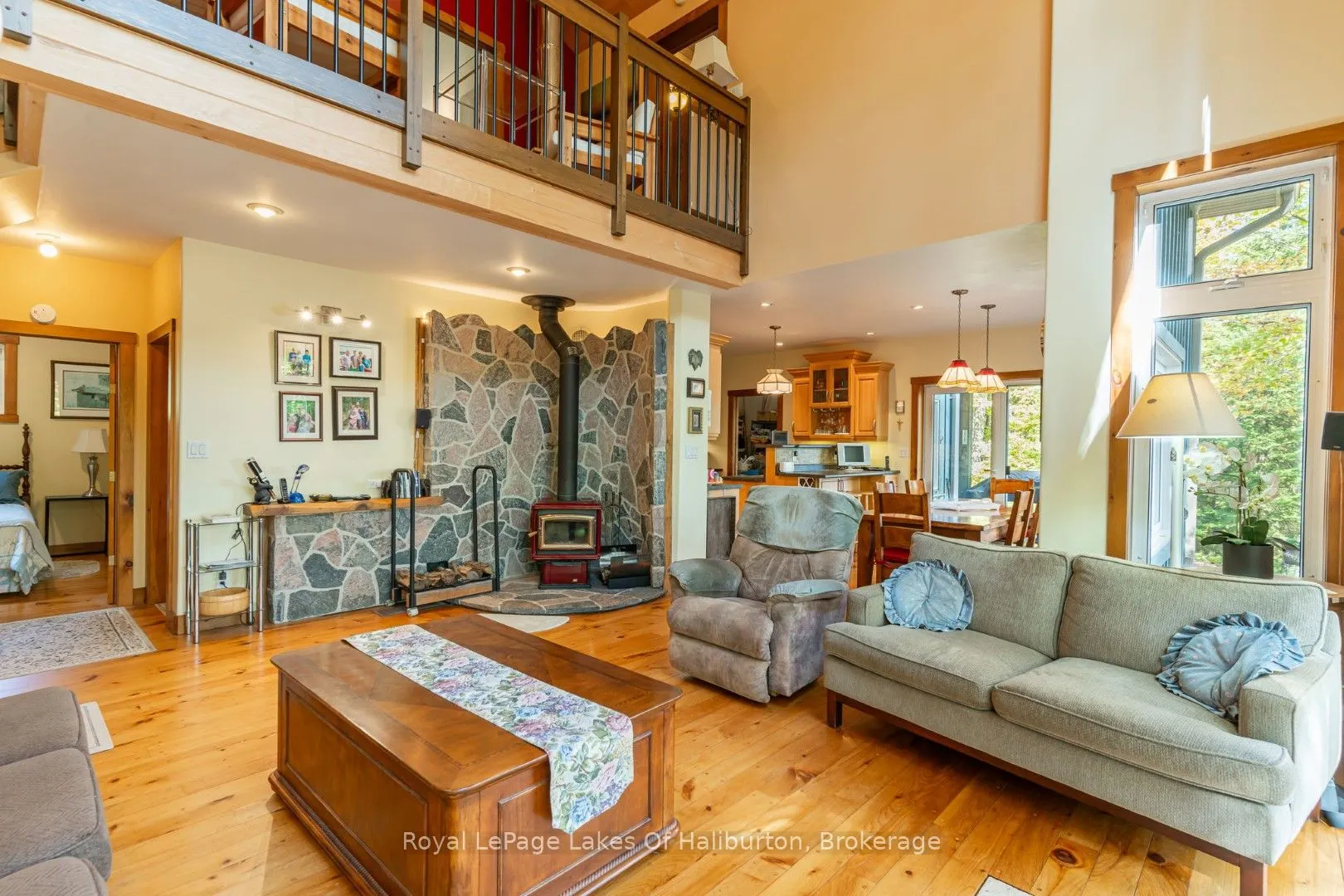 48 Russell Drive