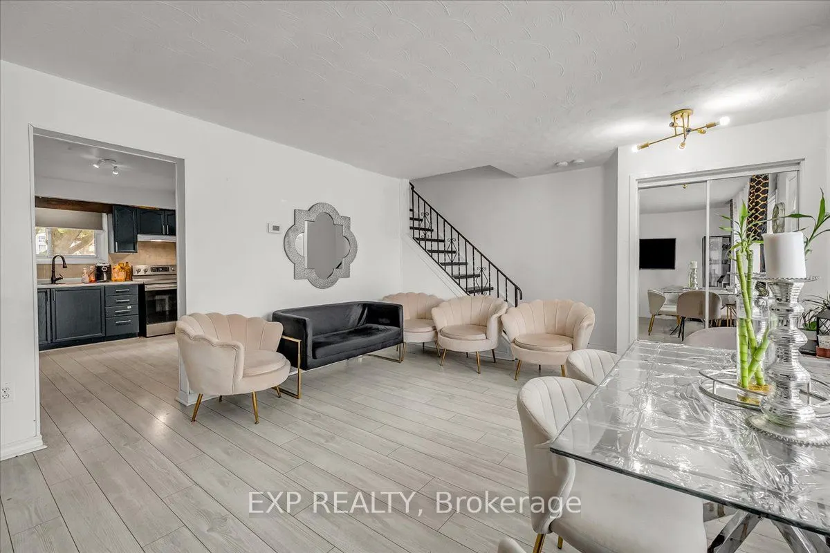 32 Riverdale Drive, #6