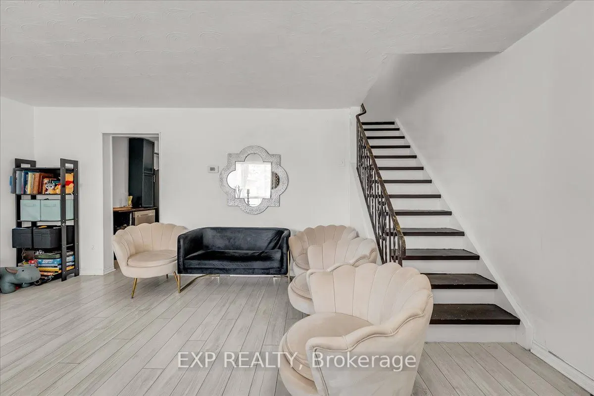 32 Riverdale Drive, #6
