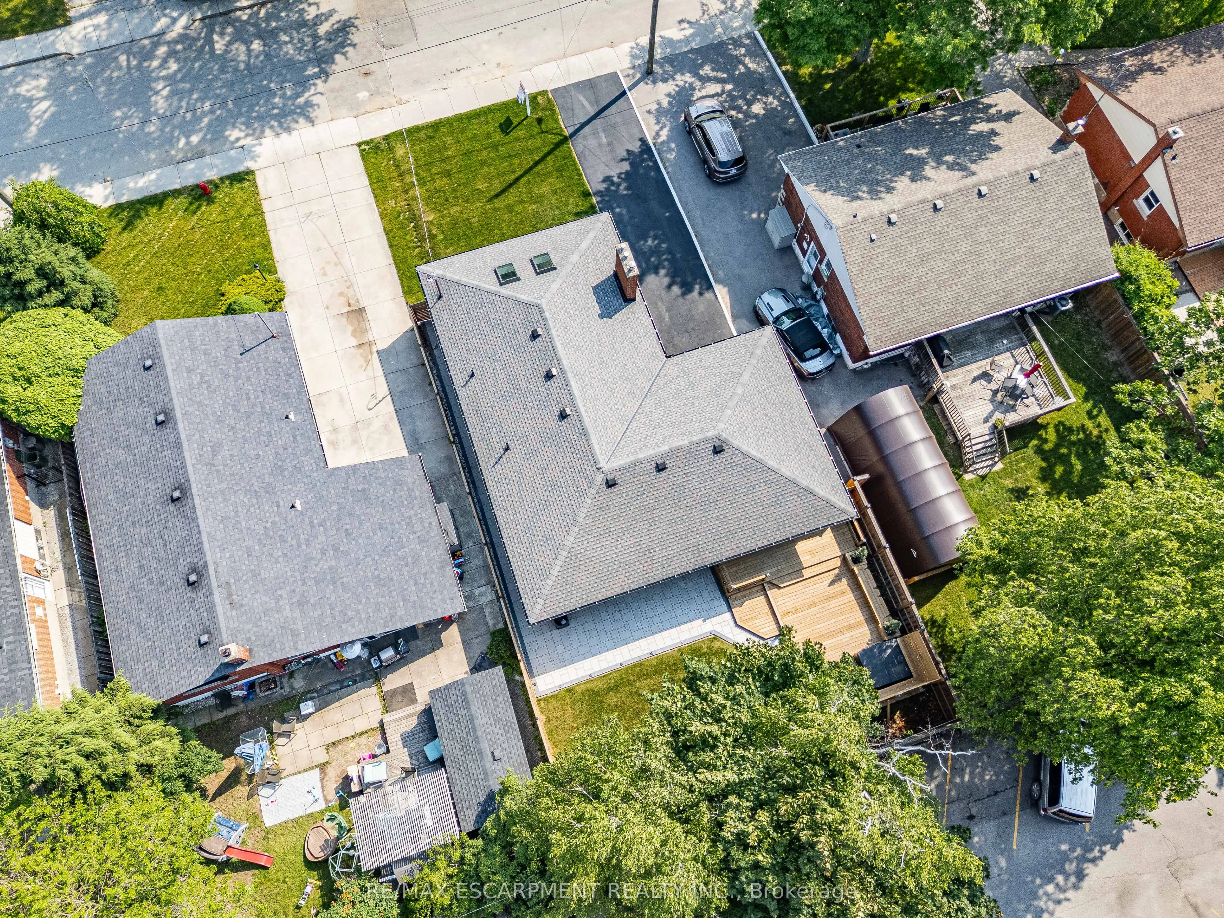 15 Hardale Crescent
