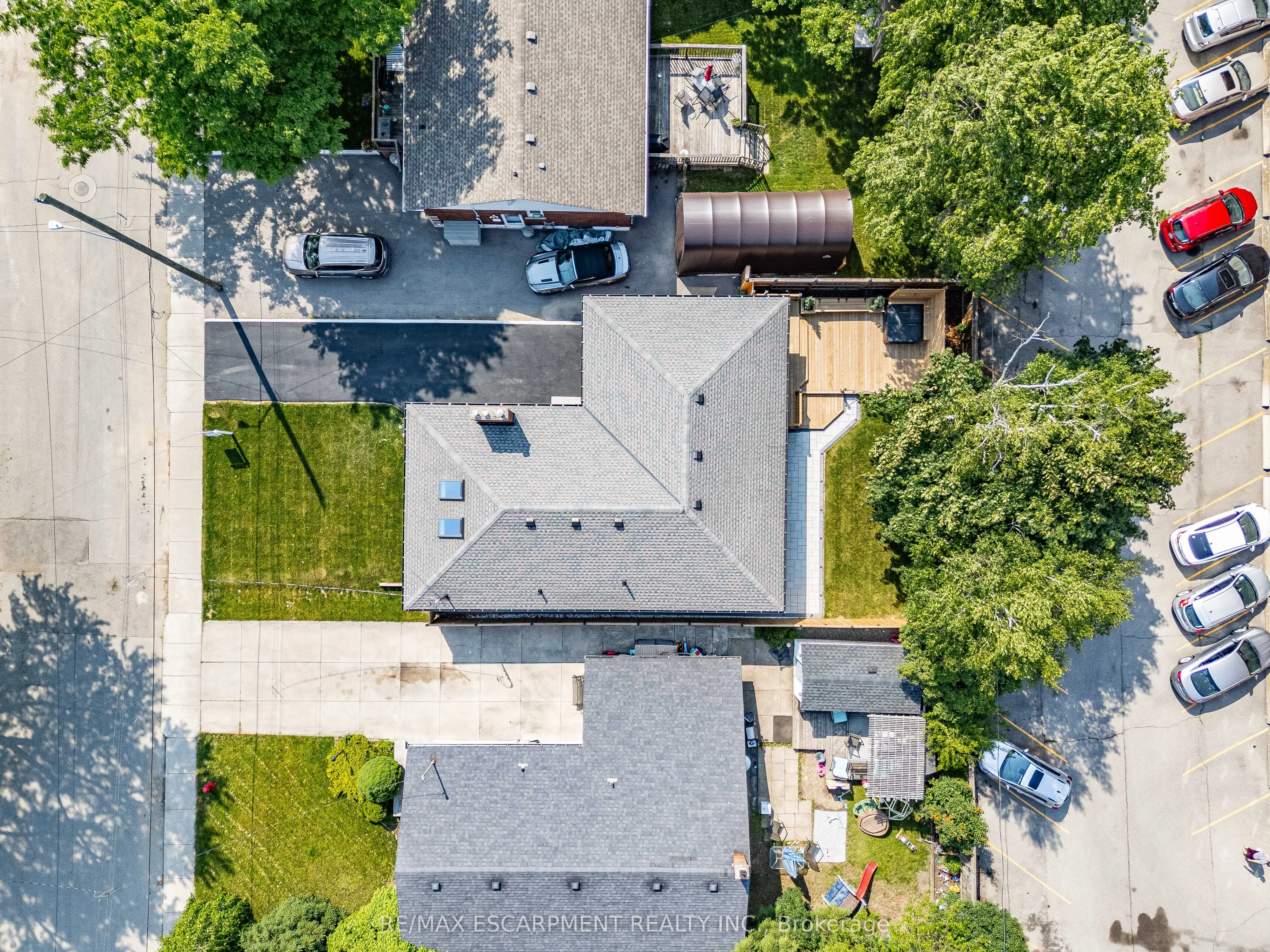 15 Hardale Crescent