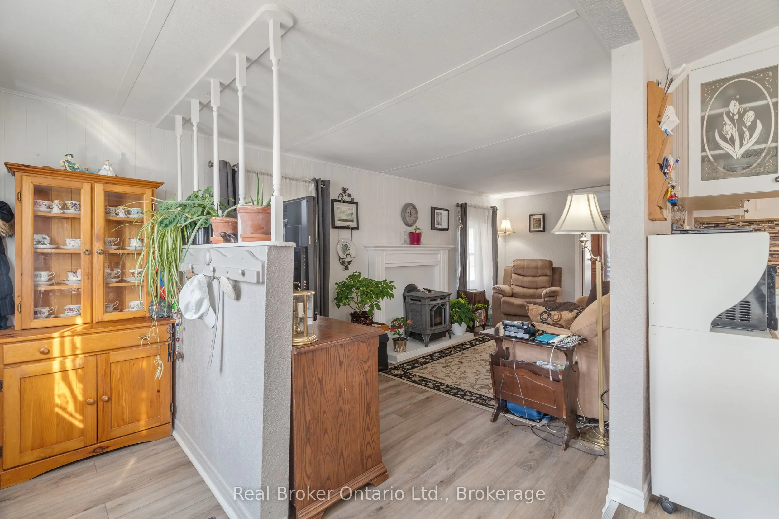 524 POPLAR Place