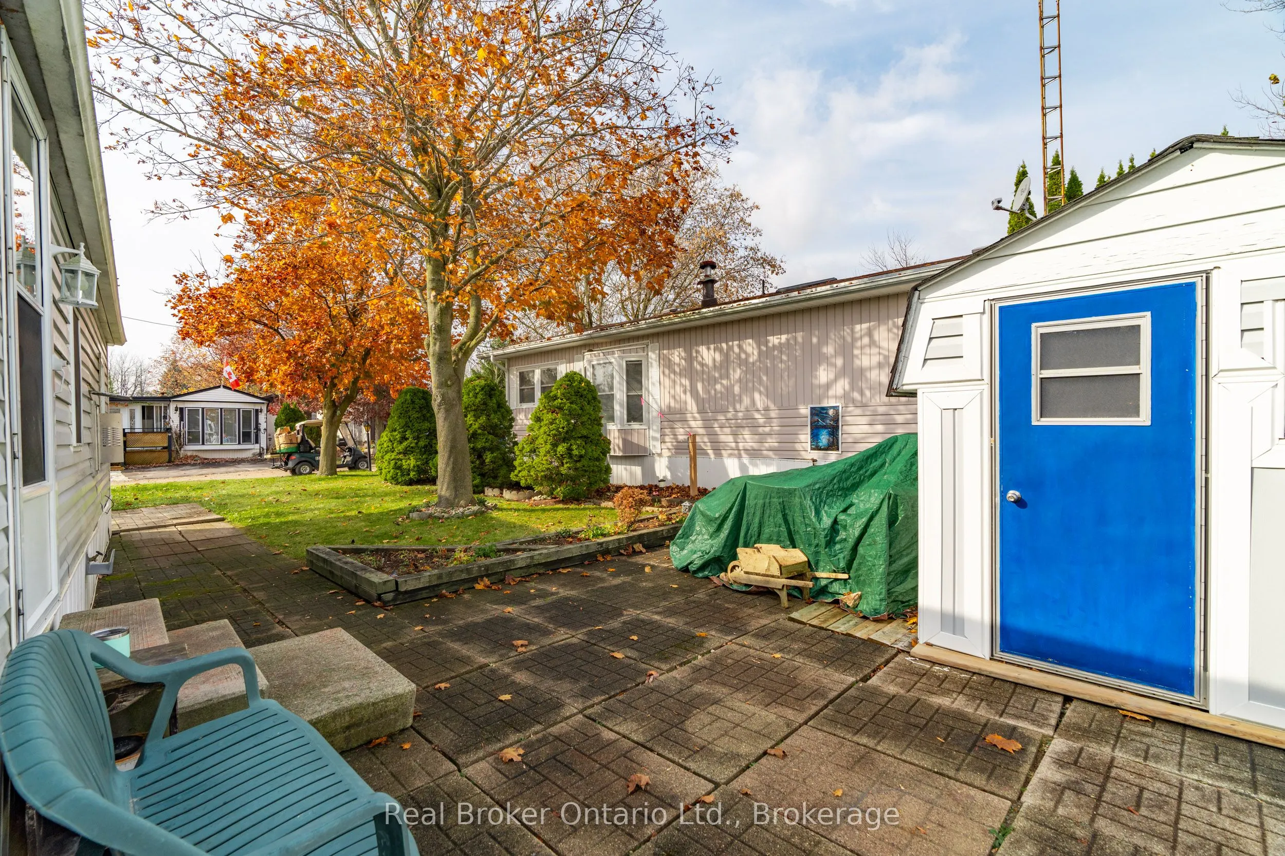 524 POPLAR Place