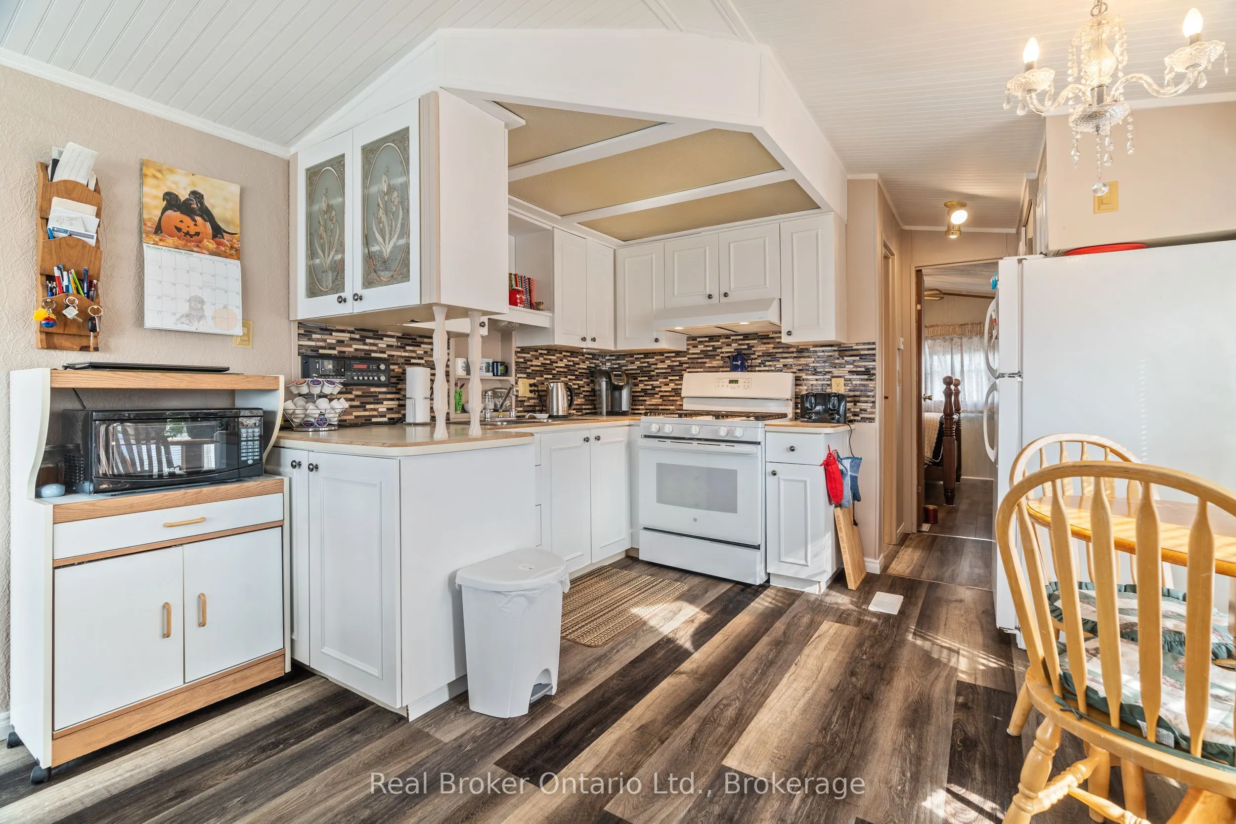 524 POPLAR Place