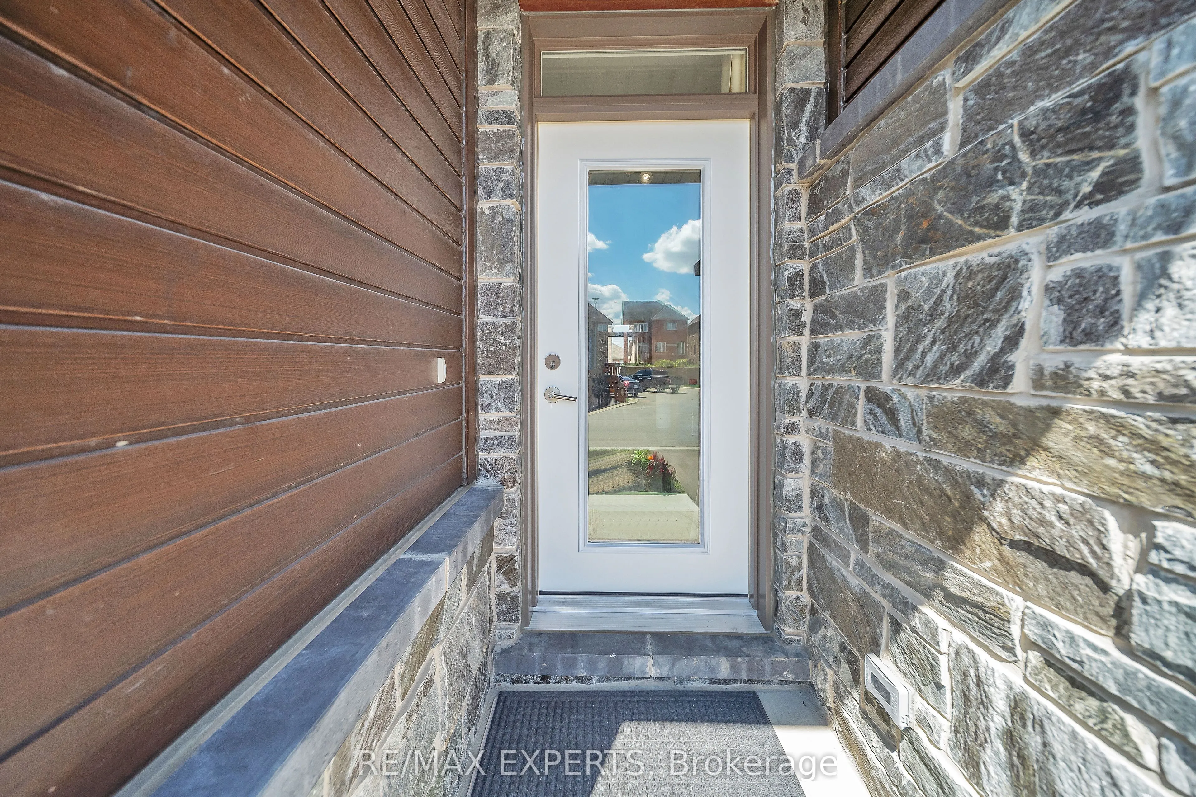 269 Pittock Park Road, #9