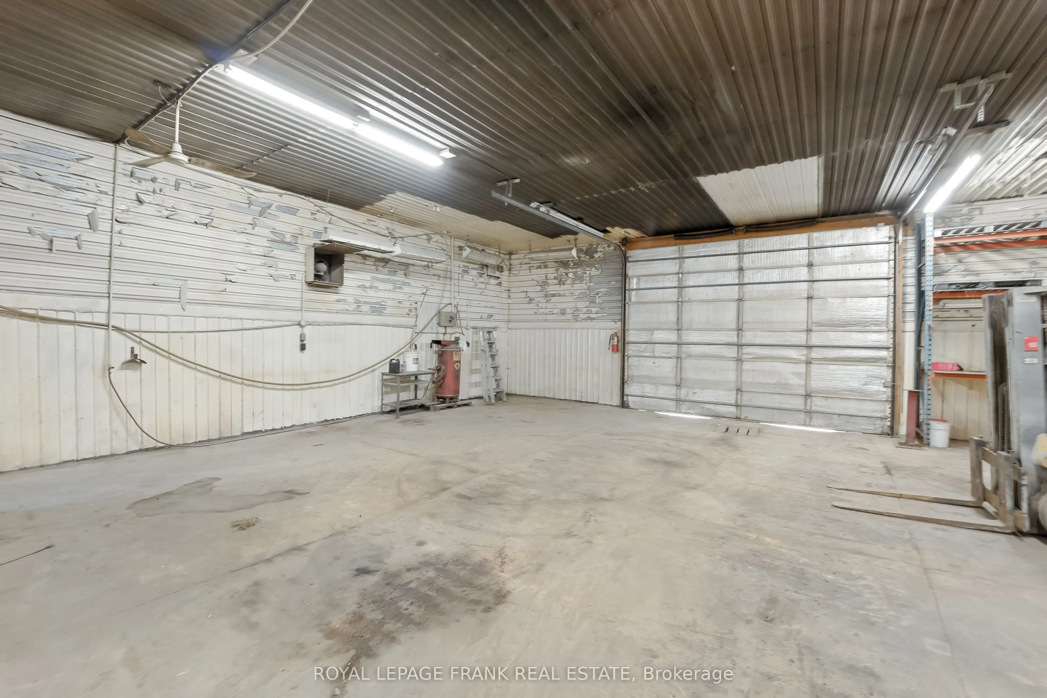274 Highway 35