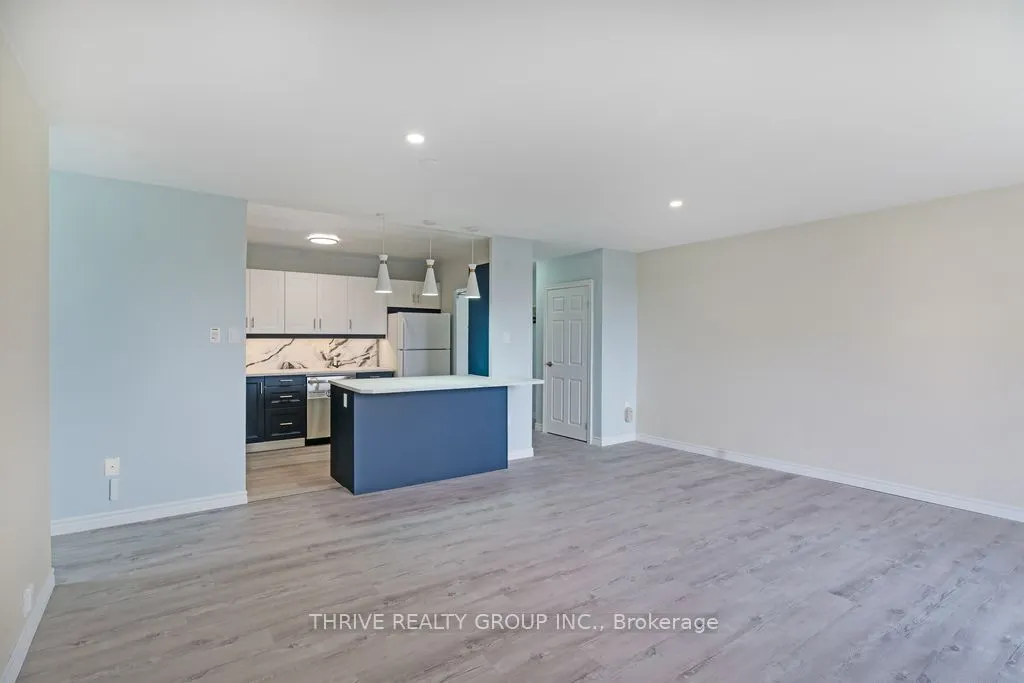563 Mornington Avenue, #610