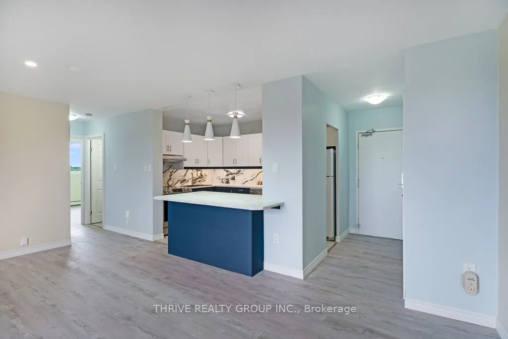 563 Mornington Avenue, #610