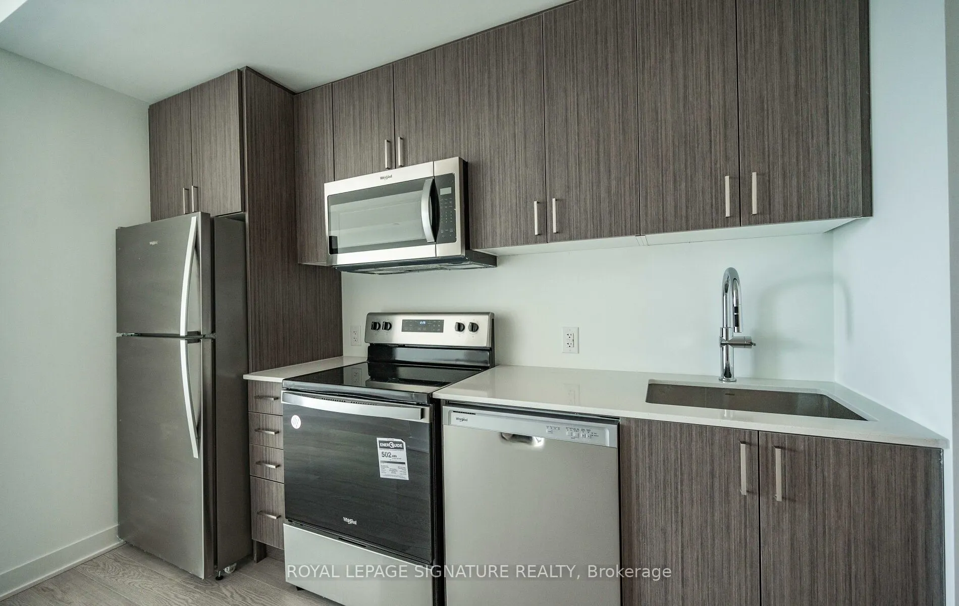 2782 Barton Street E, #1419