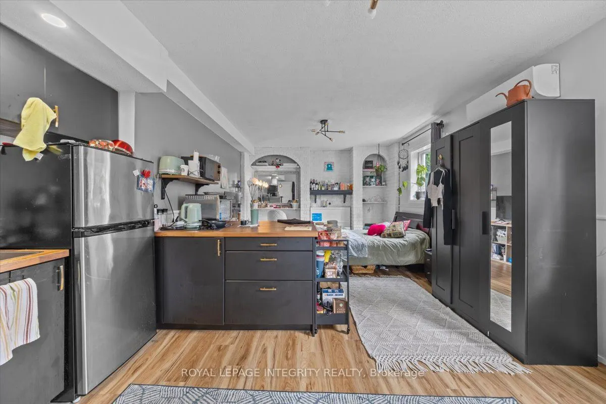 301 Zephyr Avenue