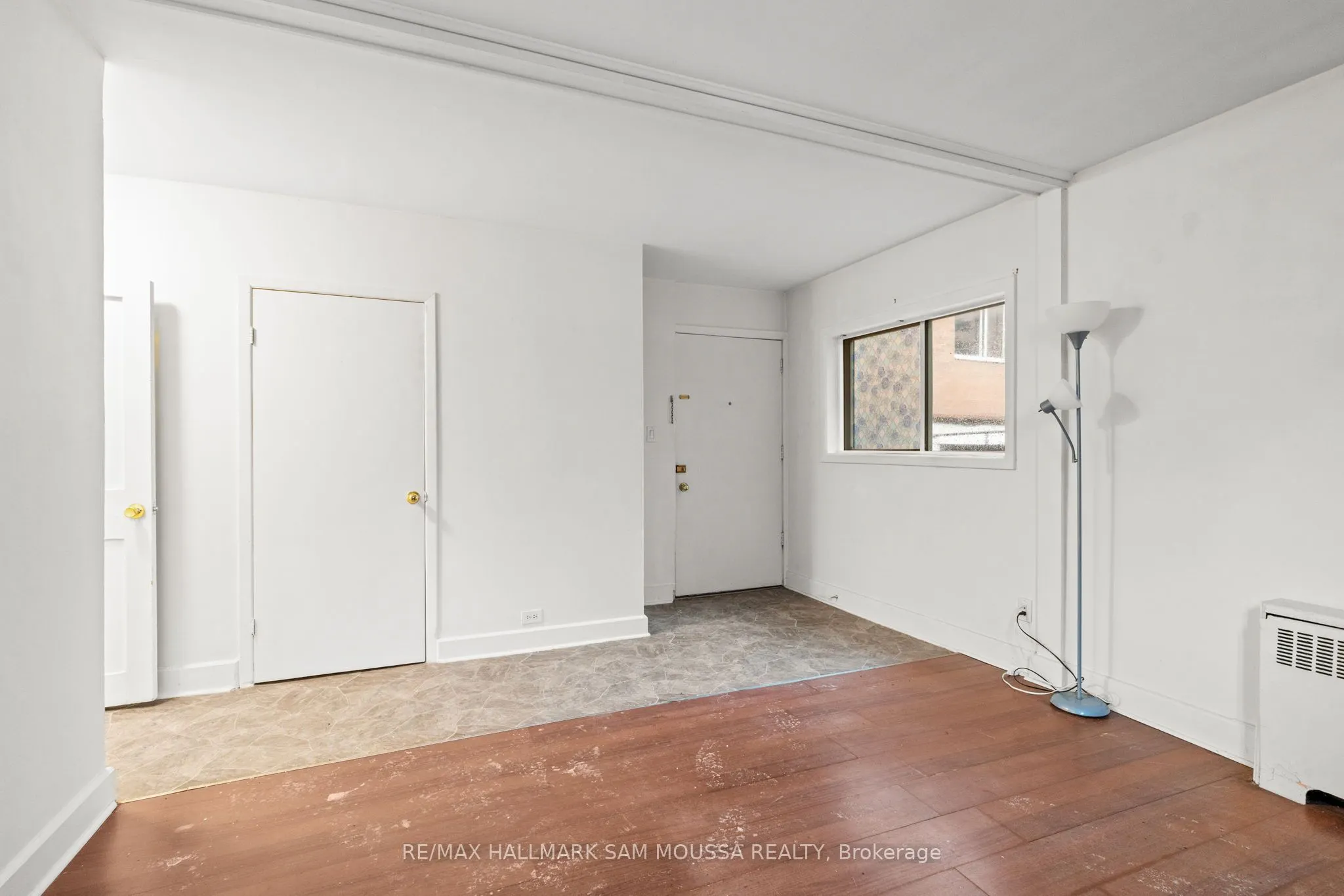 315 Waverley Street W