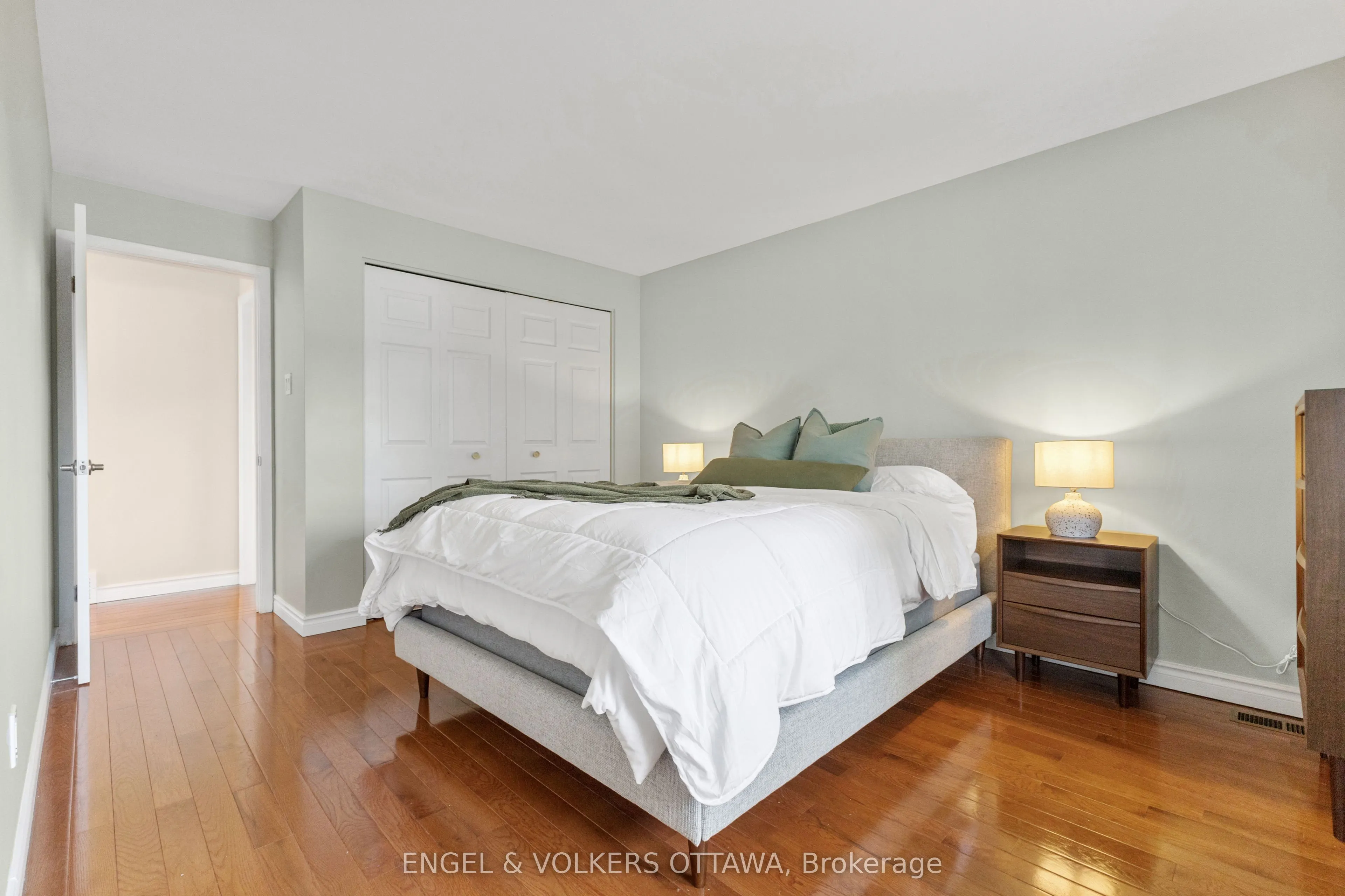 97 Queensline Drive