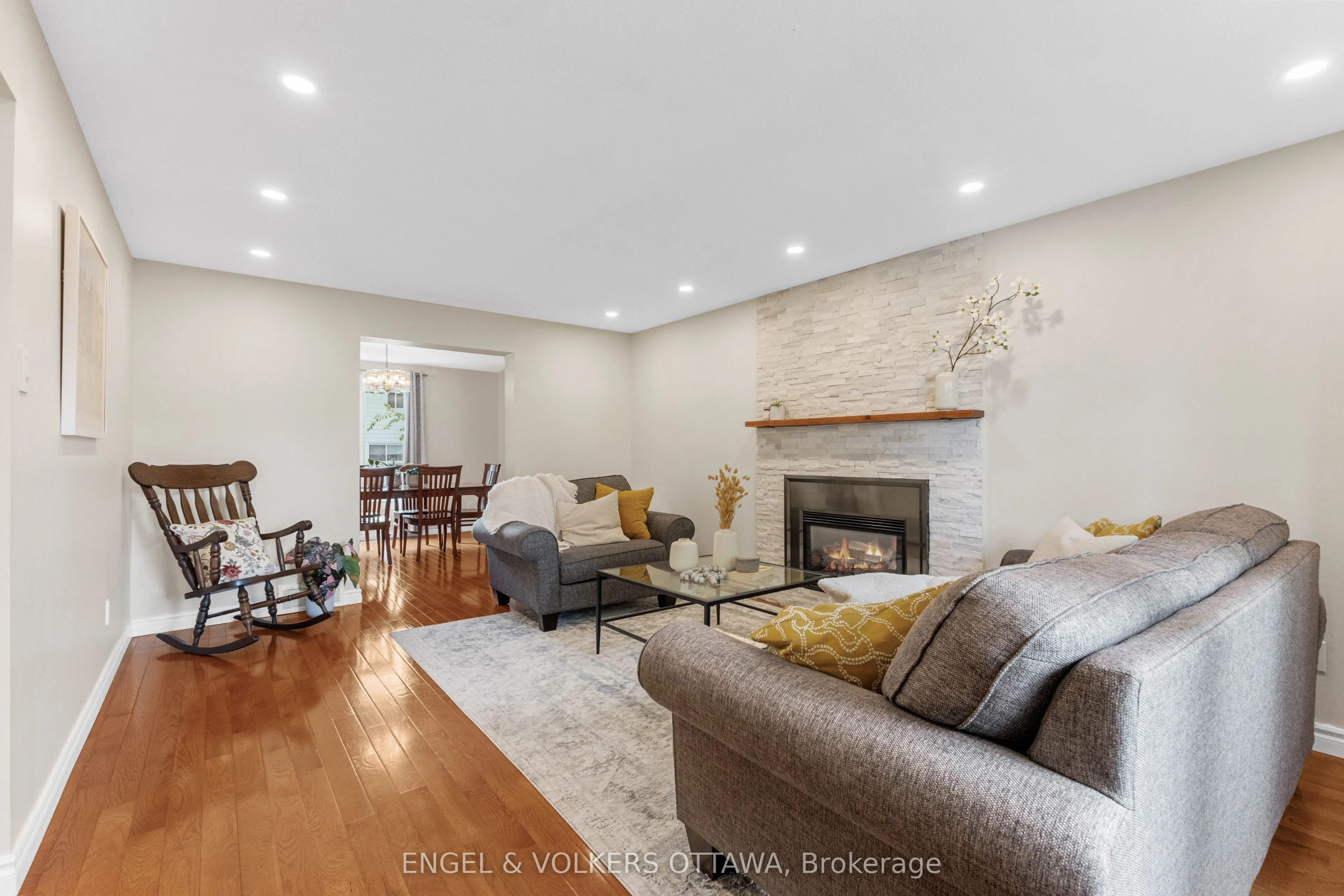 97 Queensline Drive