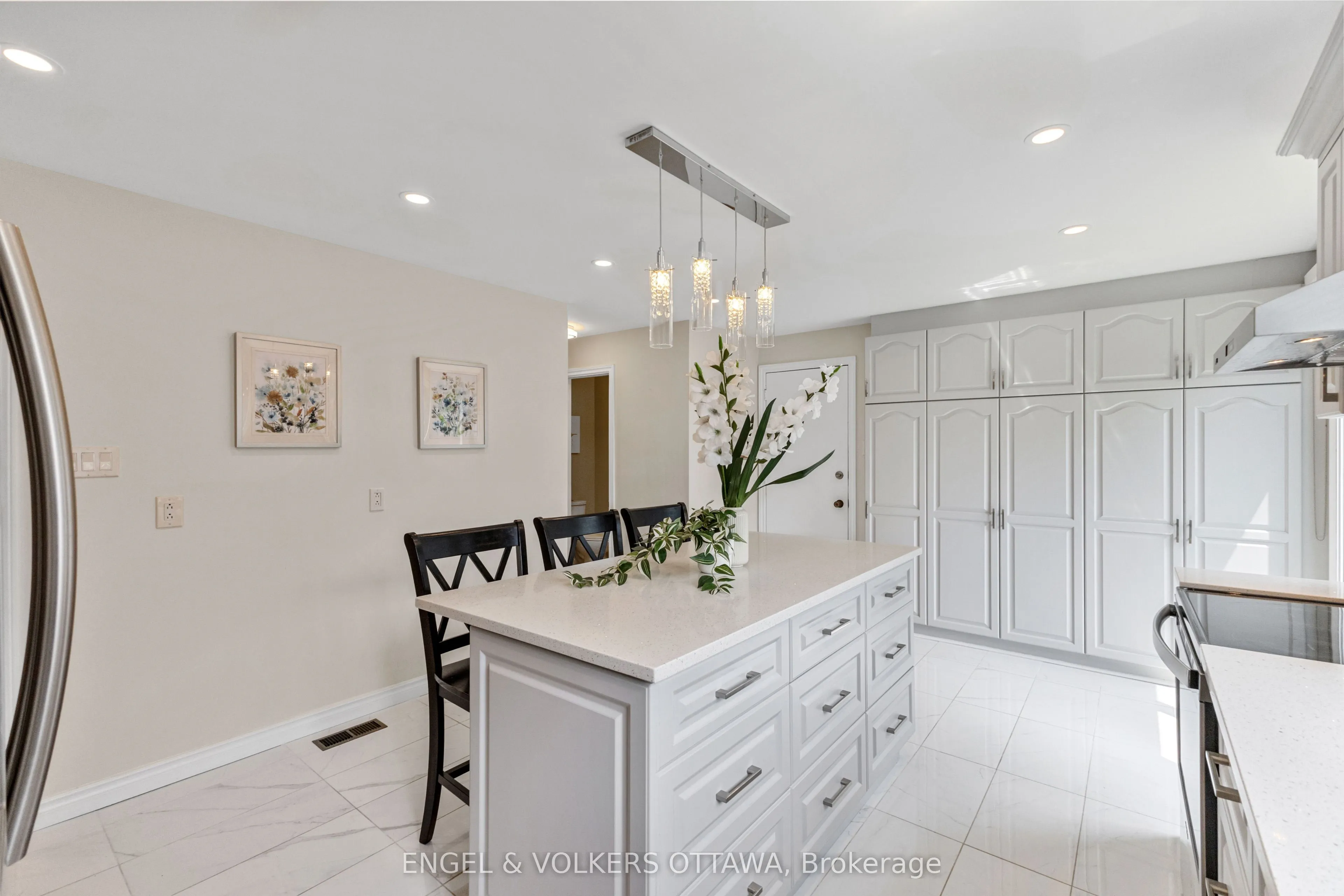 97 Queensline Drive