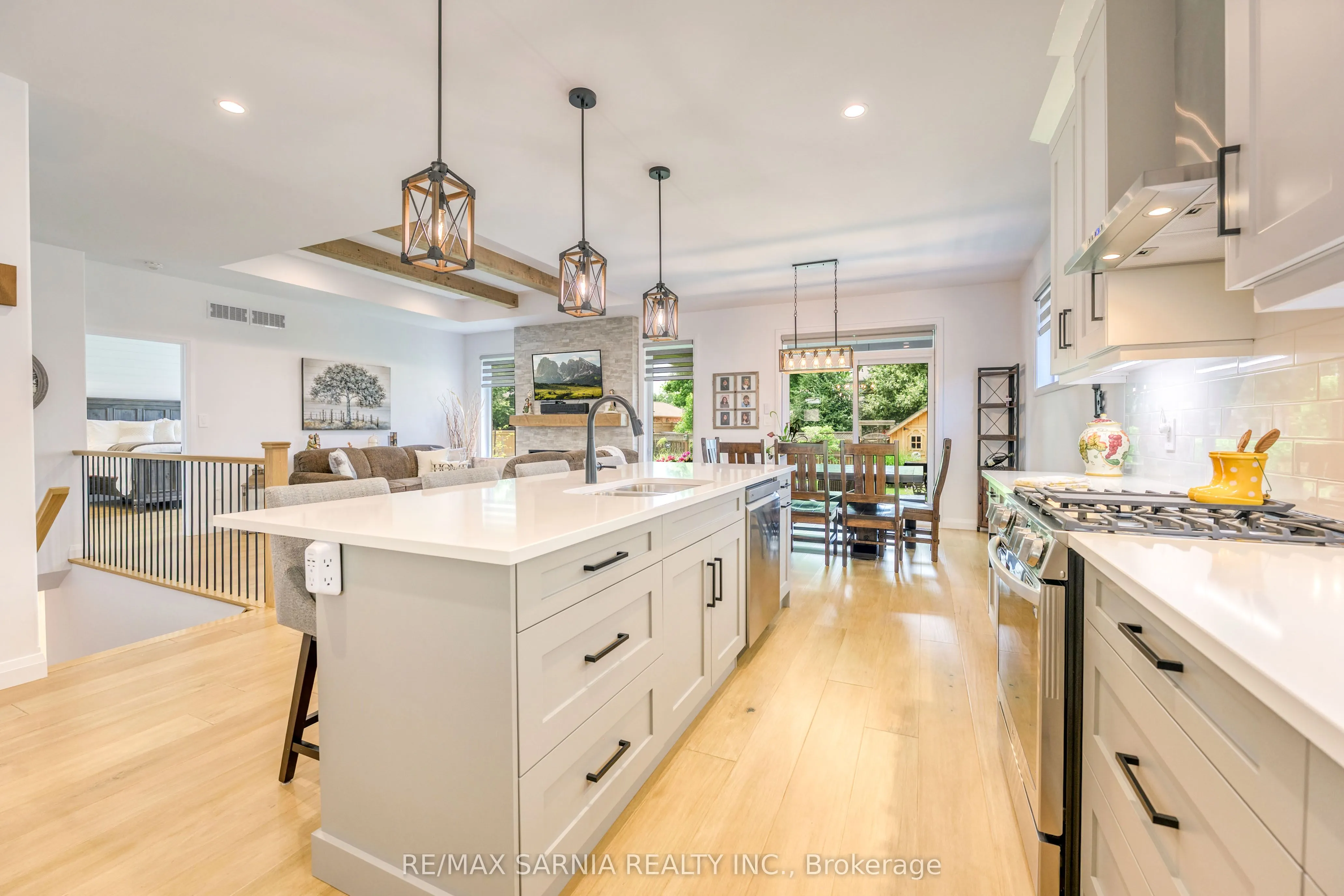 393 Bayhill Drive
