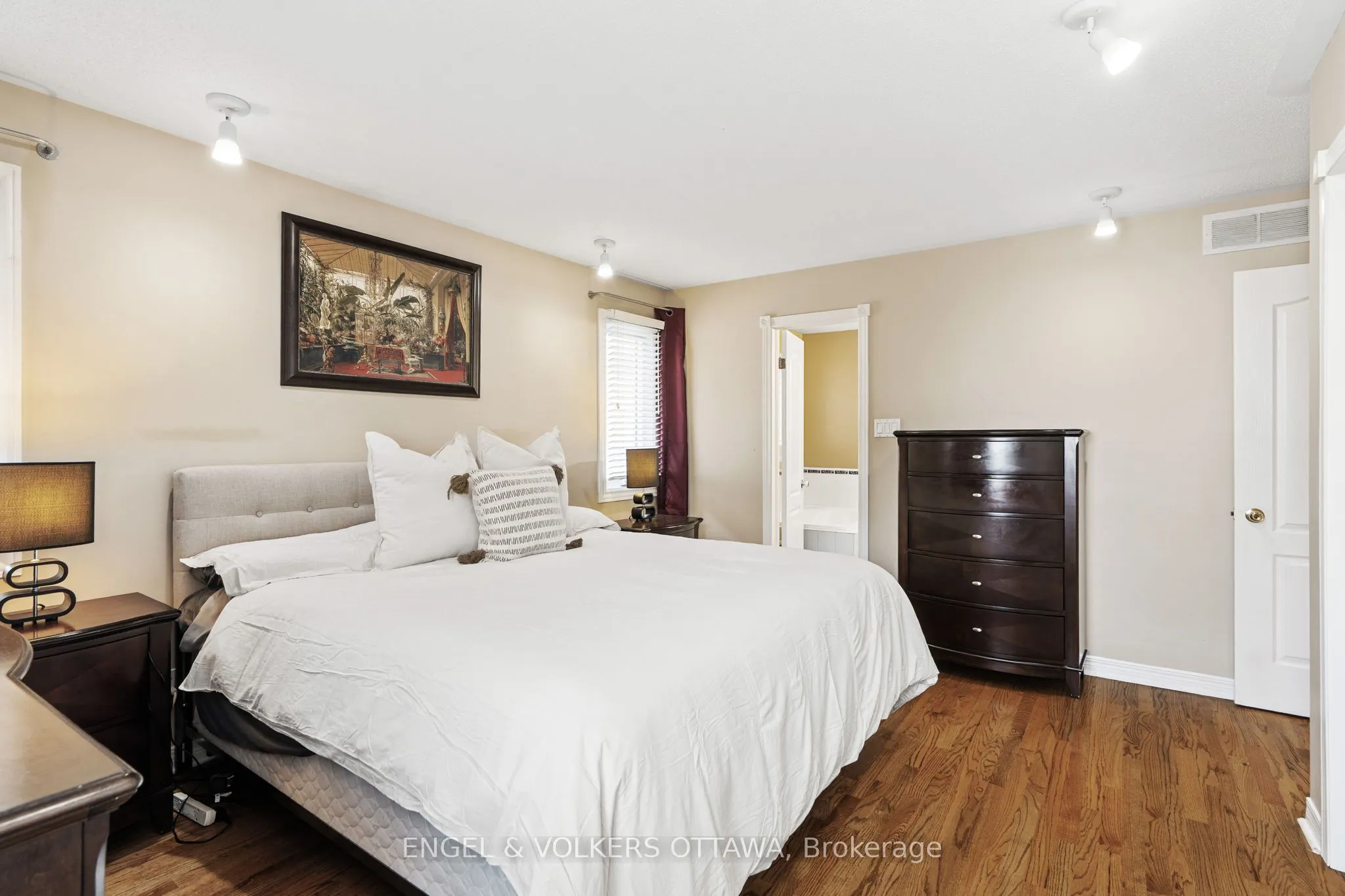27 Mayford Avenue