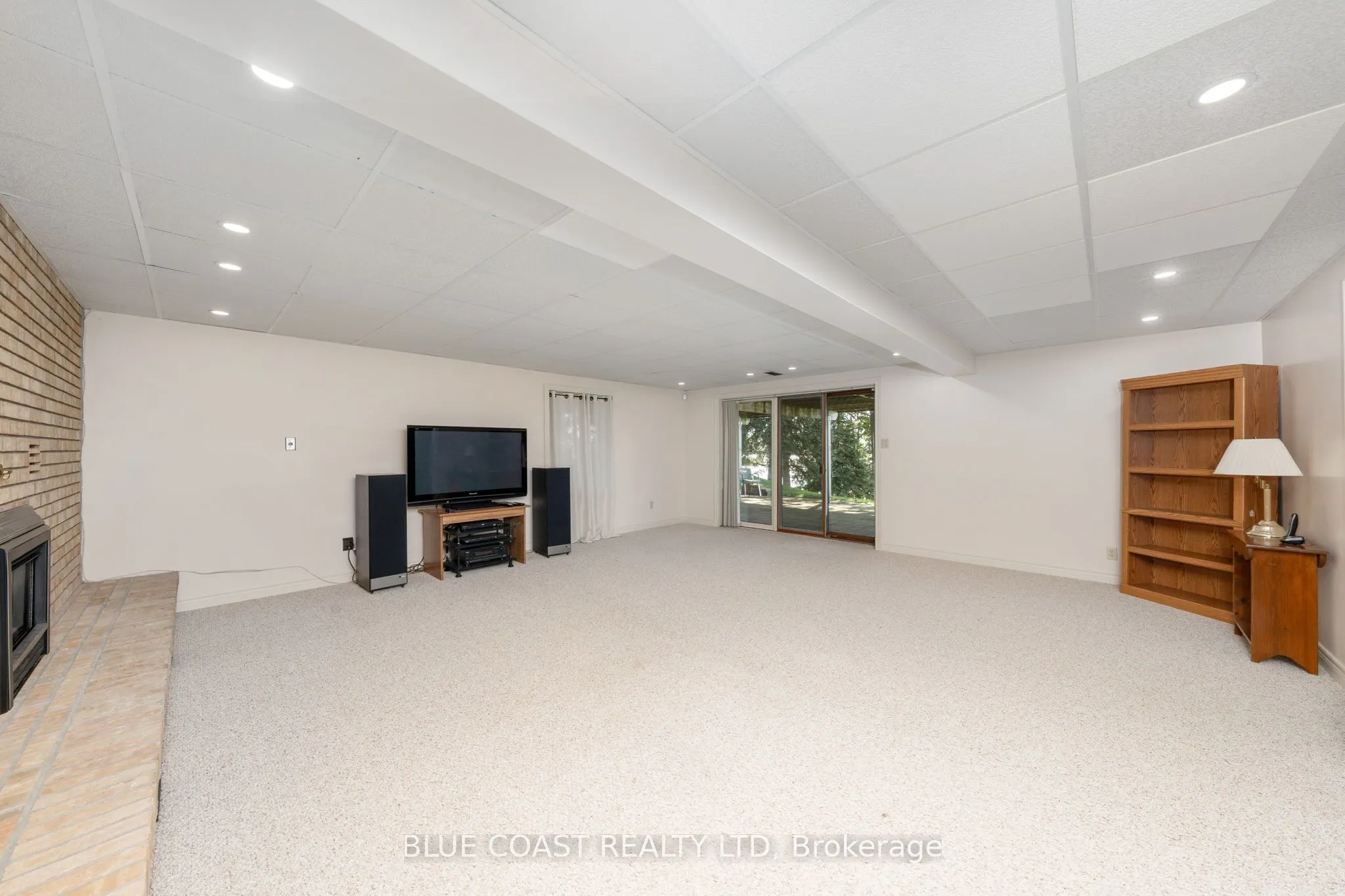 1031 St Clair Parkway