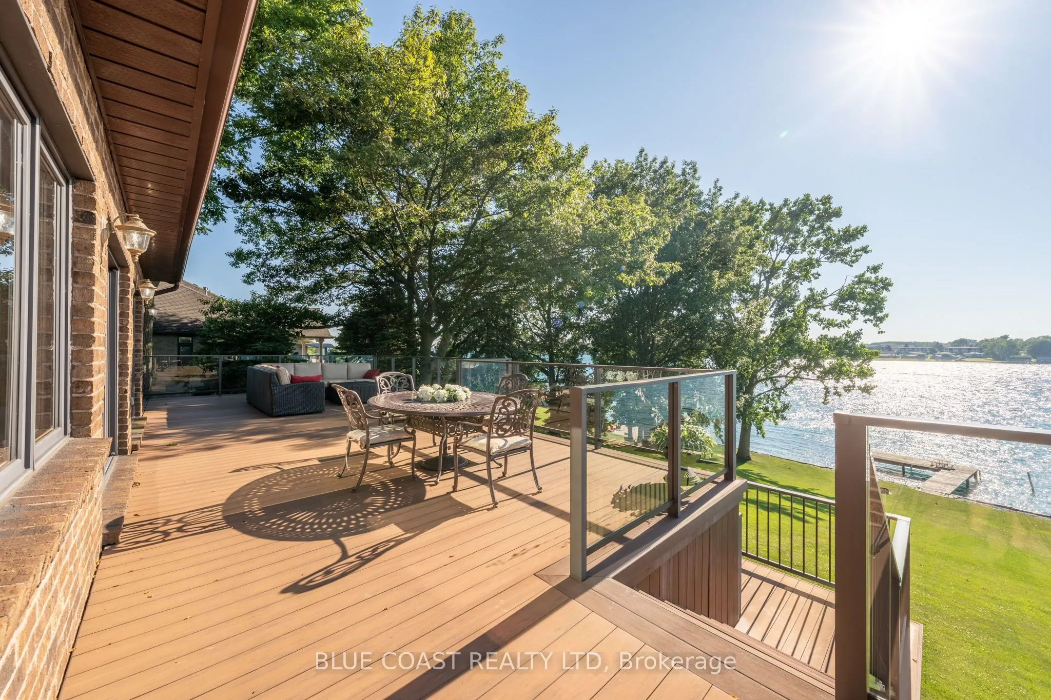 1031 St Clair Parkway