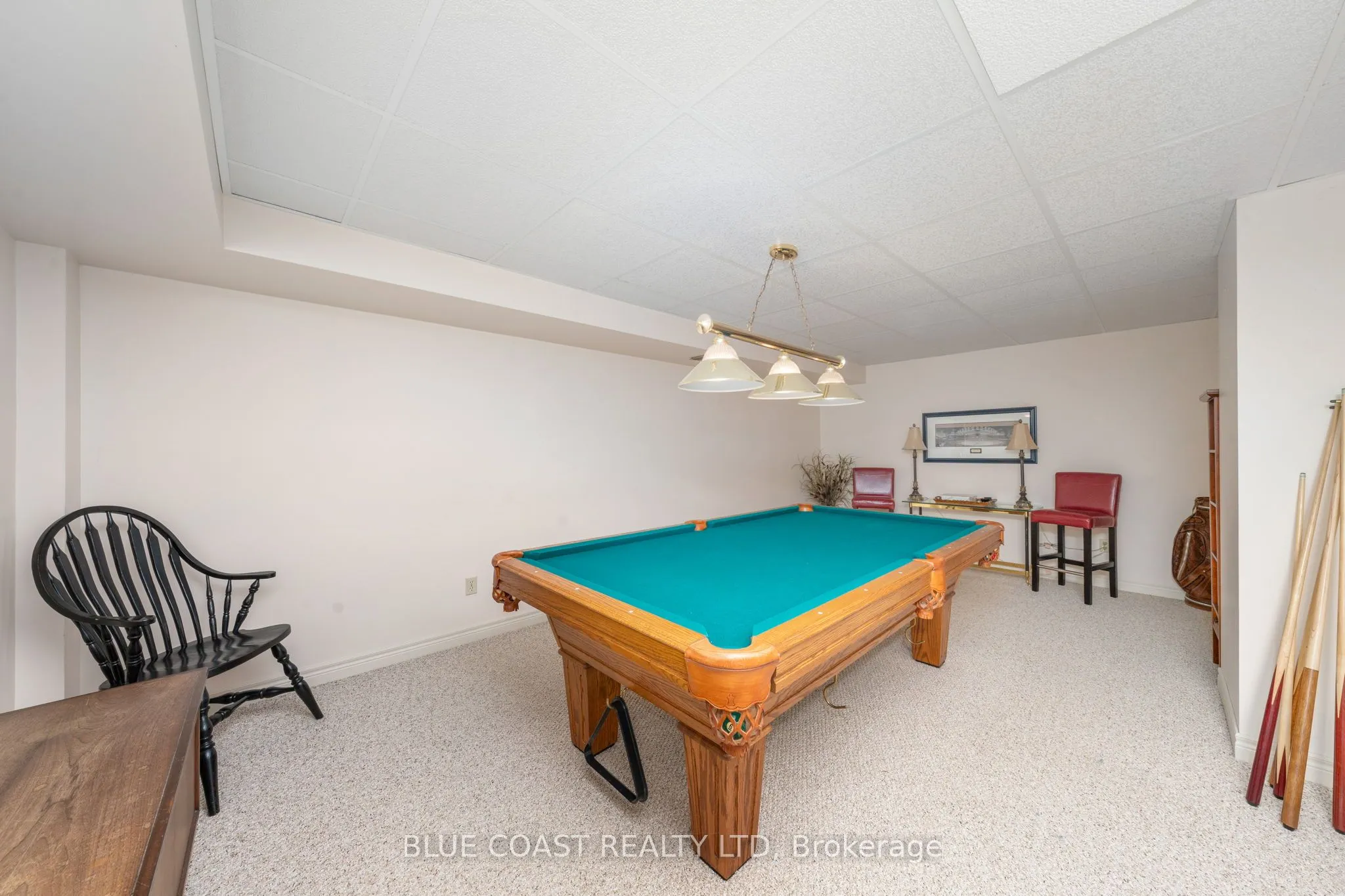 1031 St Clair Parkway