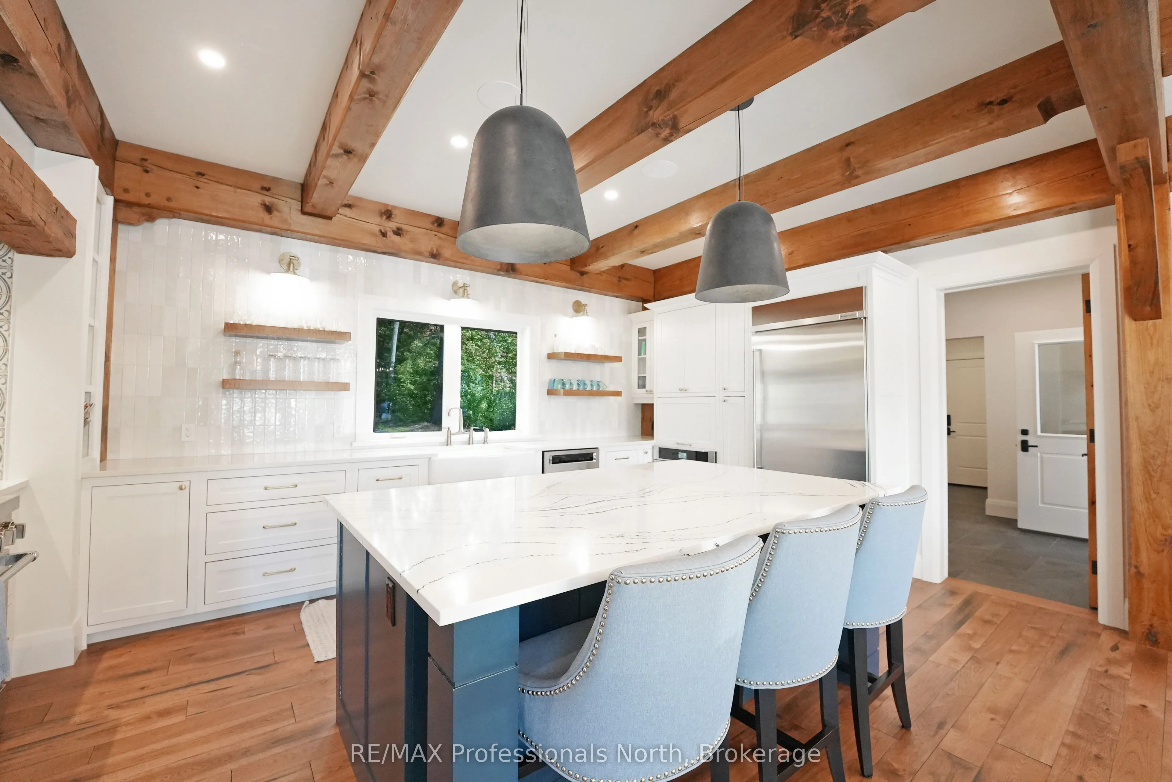 1394 Flatwater Cove Trail