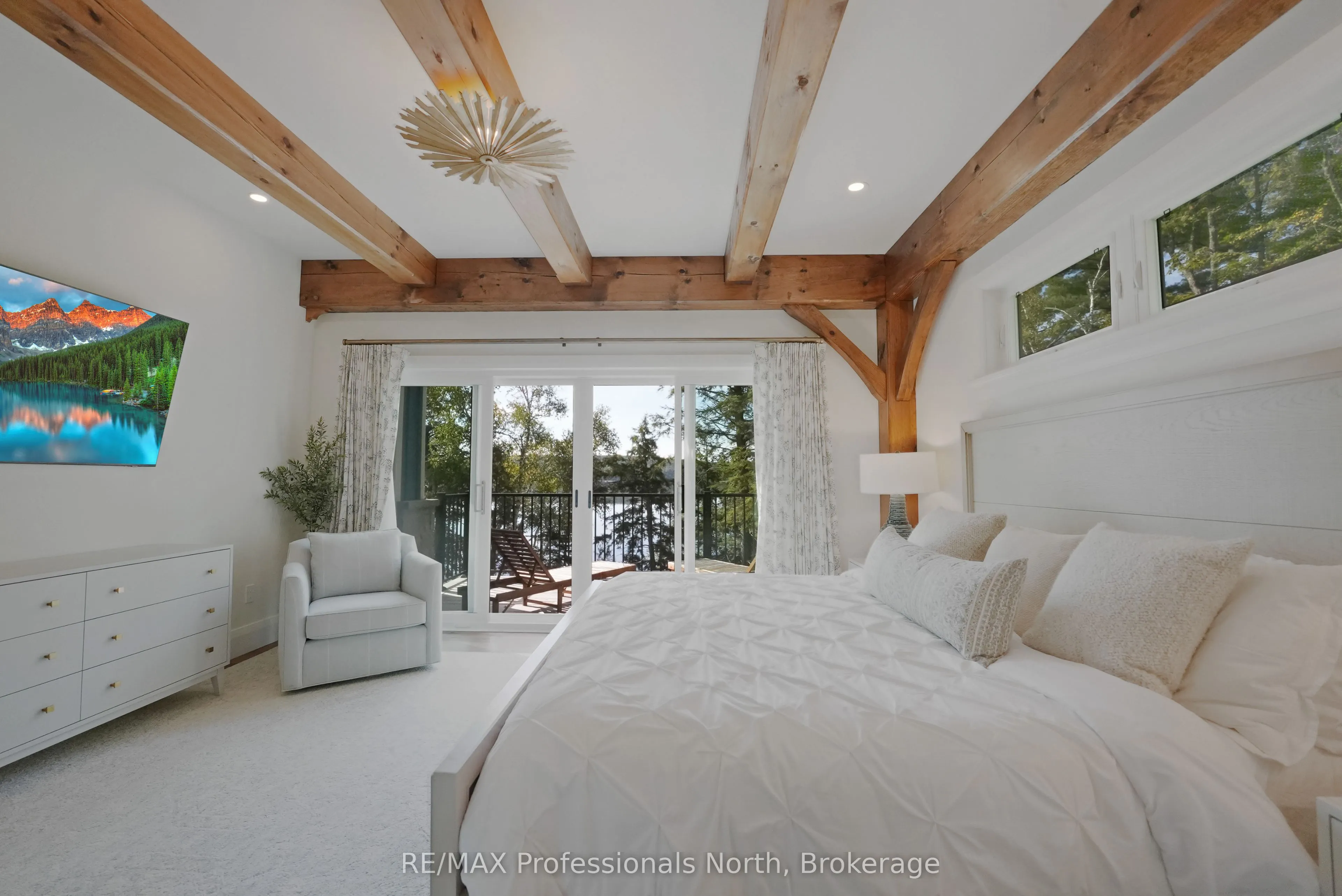 1394 Flatwater Cove Trail