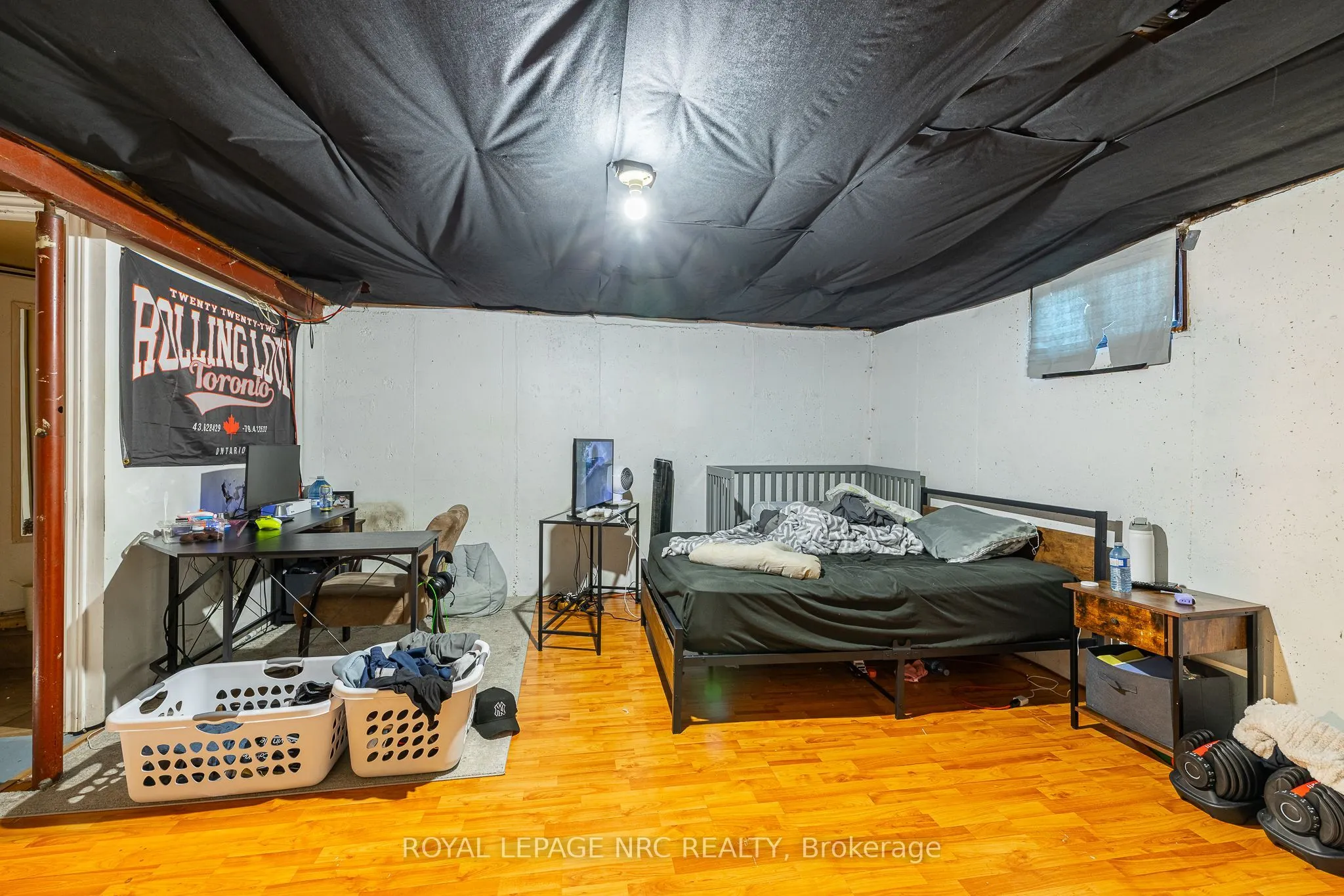4215 Meadowvale Drive, #39