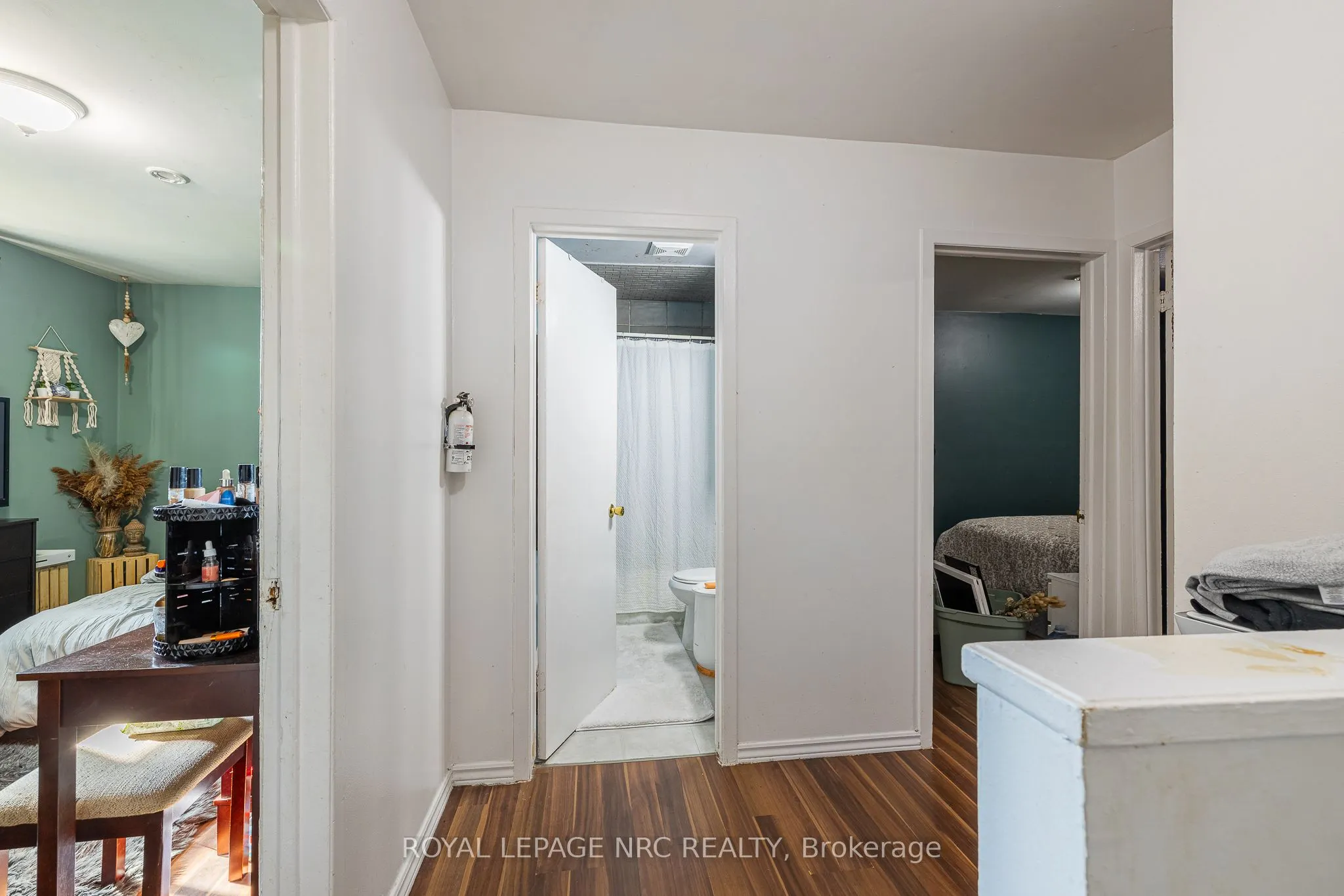 4215 Meadowvale Drive, #39