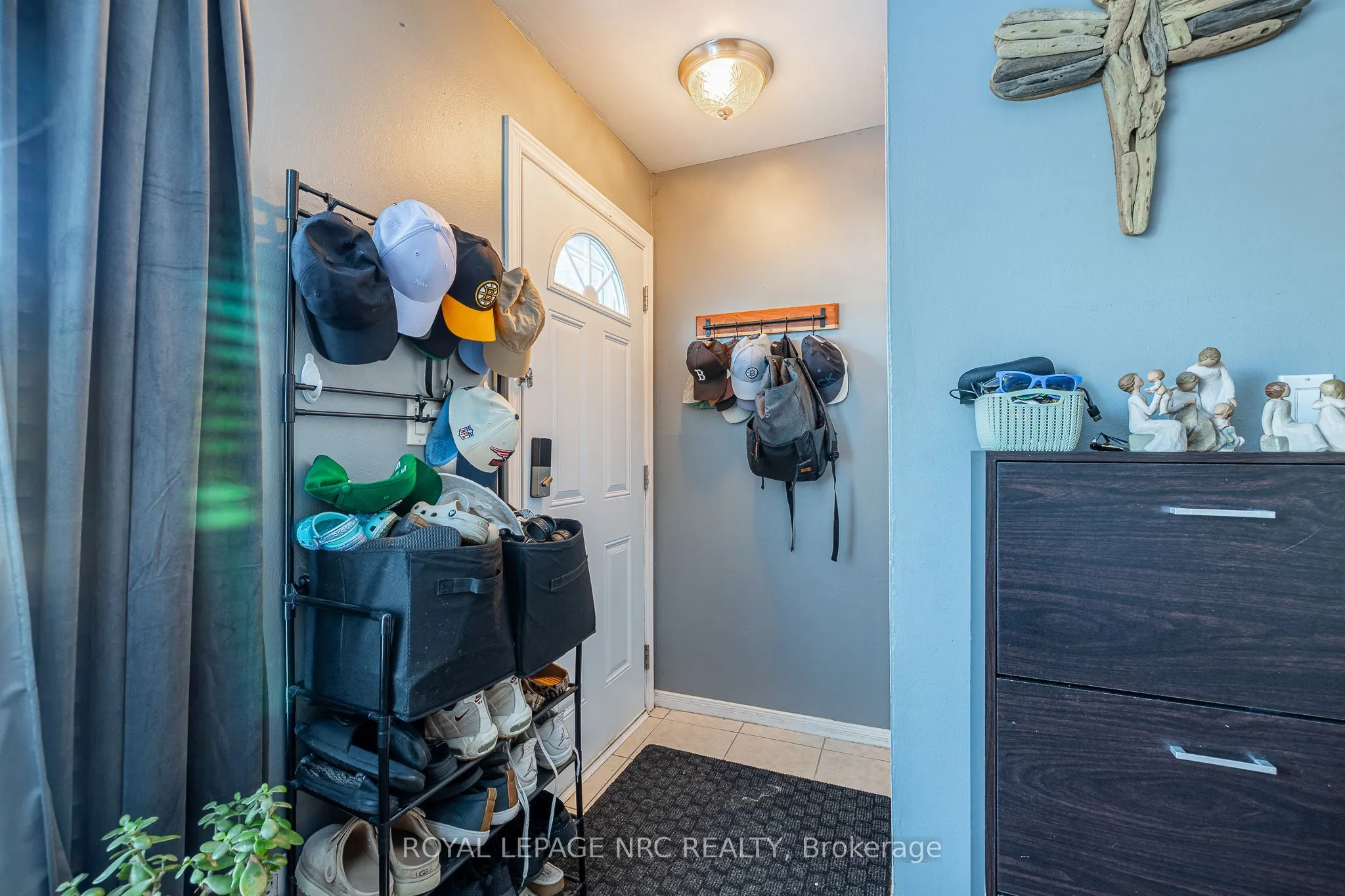 4215 Meadowvale Drive, #39