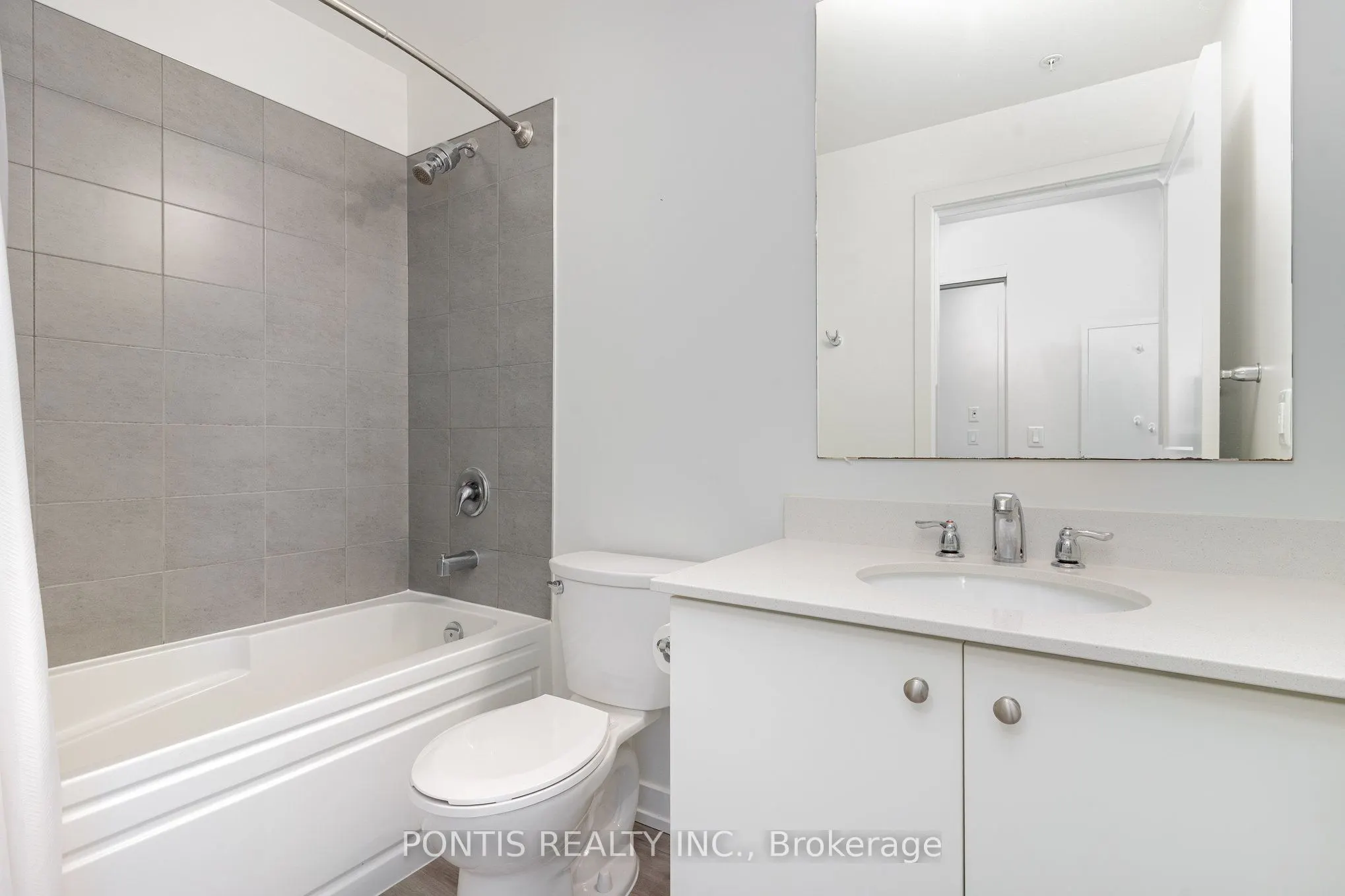 251 Northfield Drive E, #207