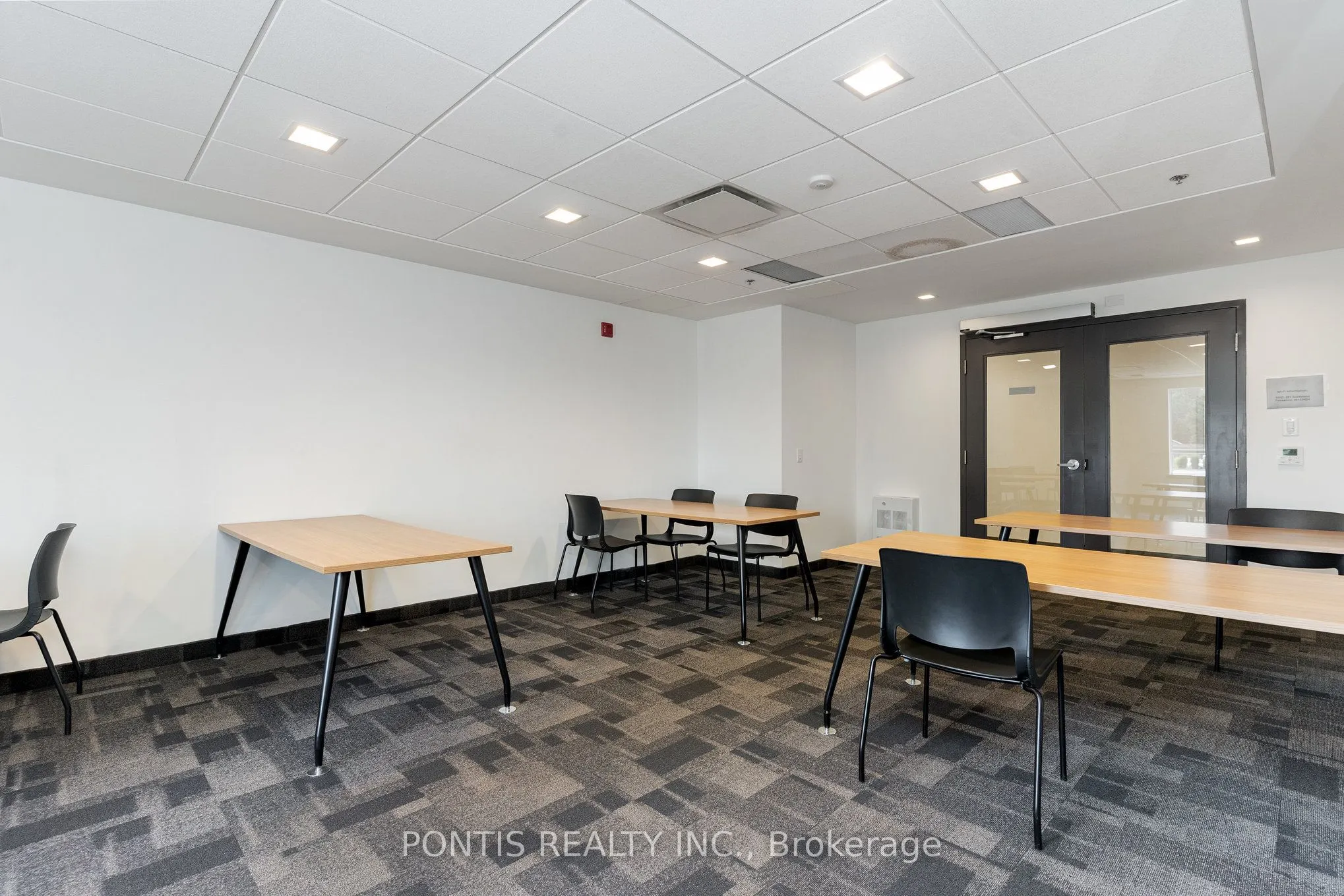 251 Northfield Drive E, #207