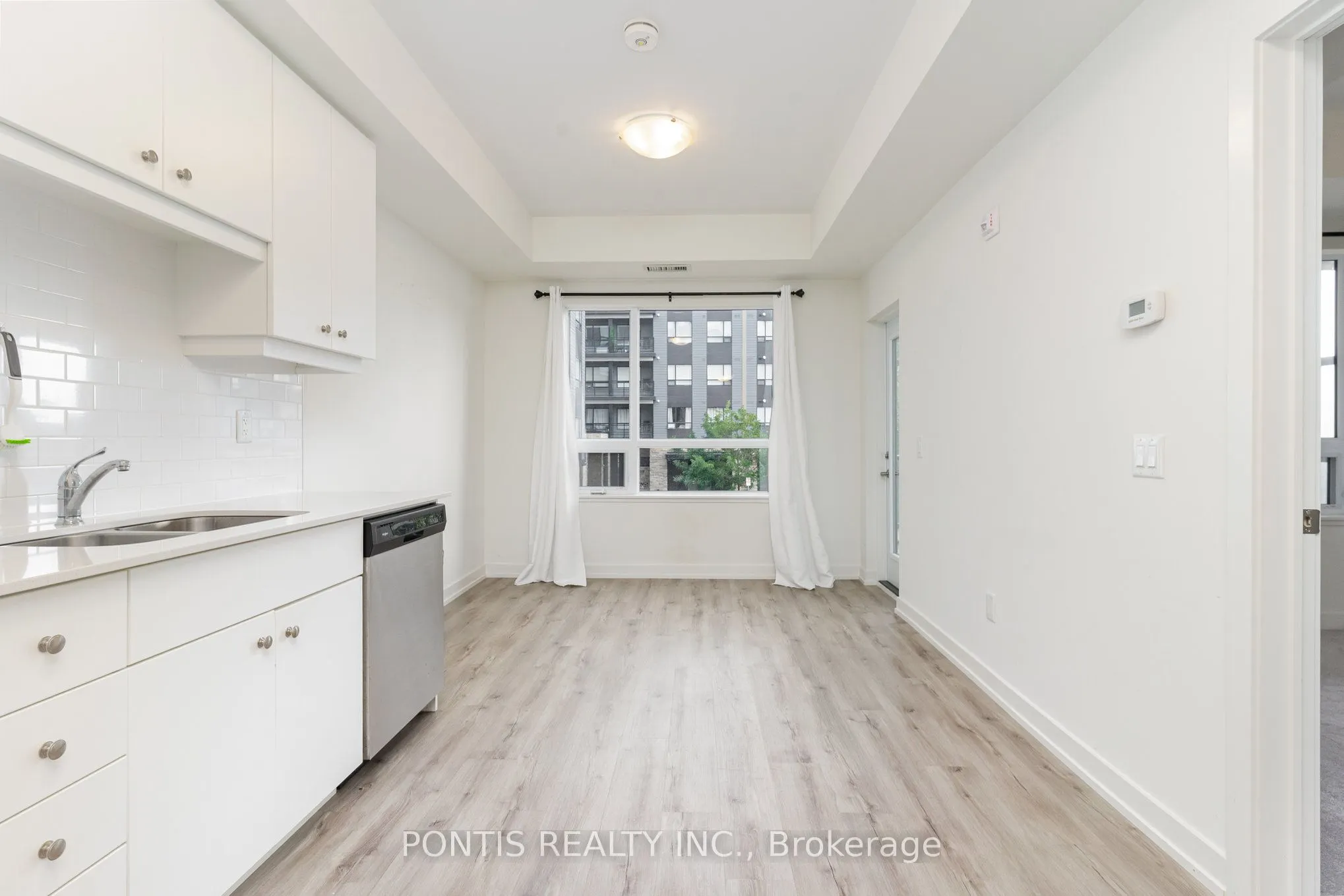 251 Northfield Drive E, #207