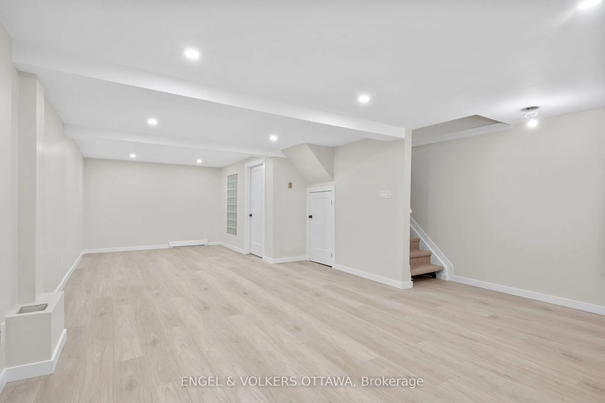 1529 Meadowbrook Road, #33