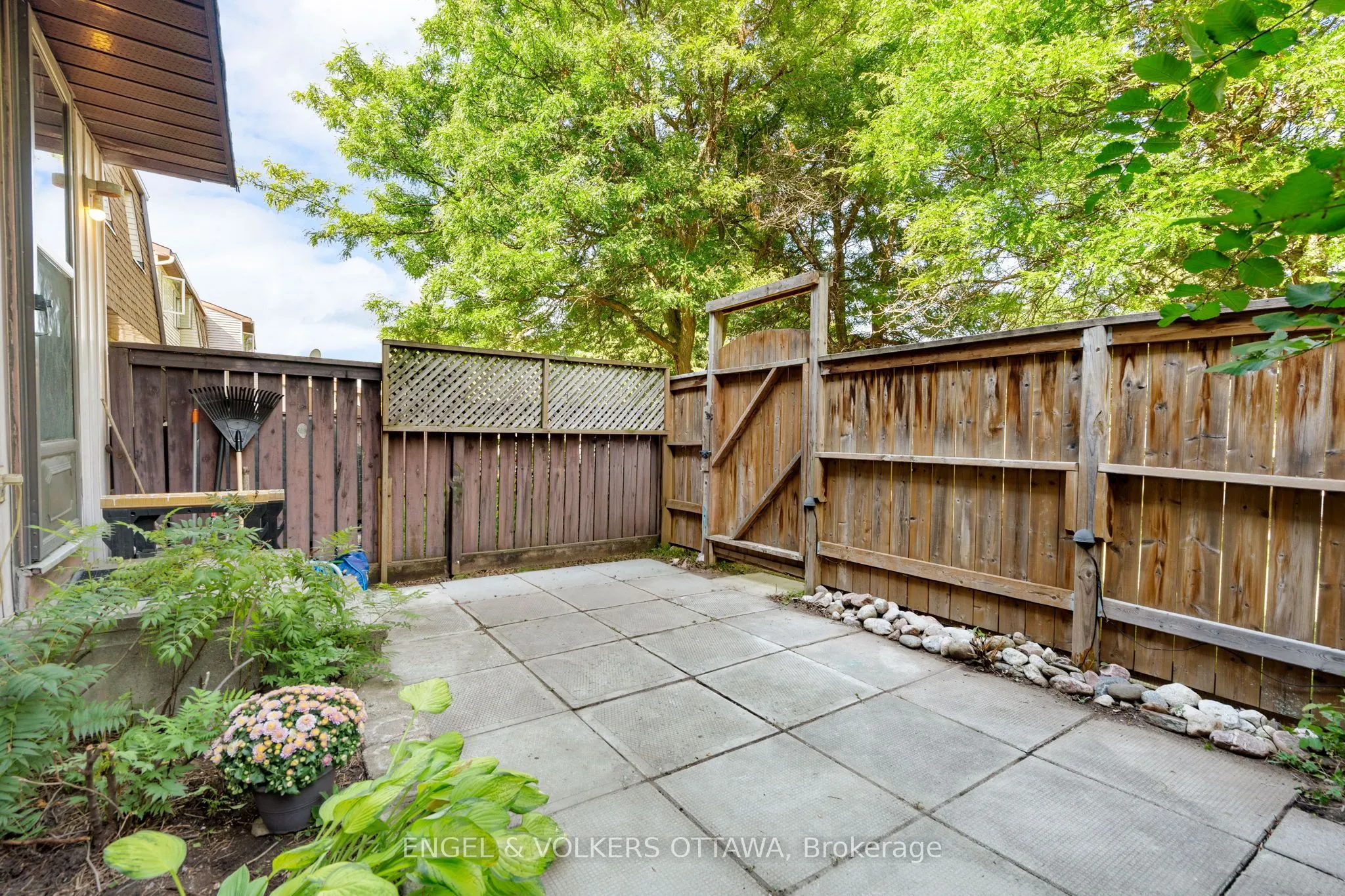 1529 Meadowbrook Road, #33