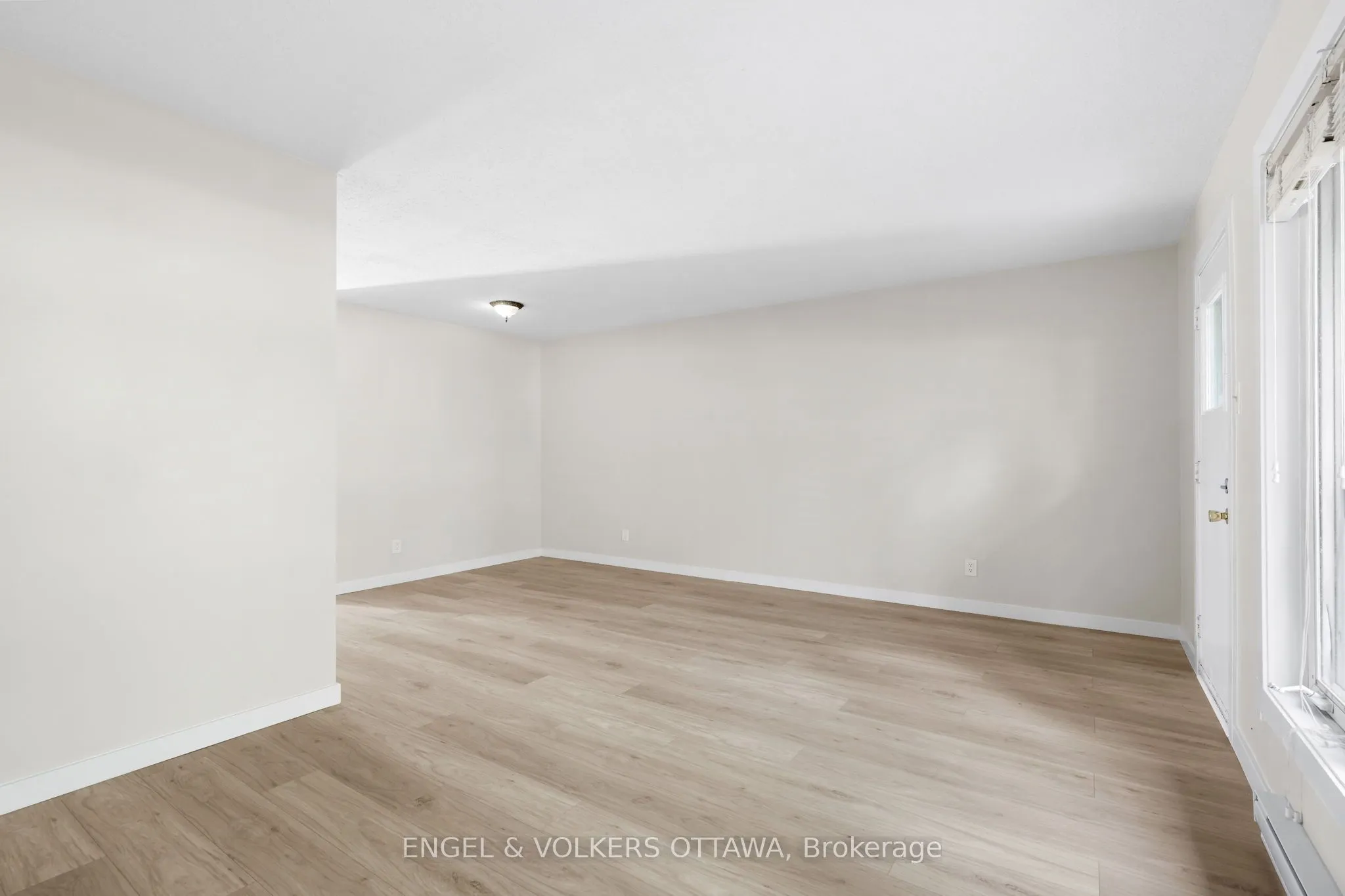 1529 Meadowbrook Road, #33