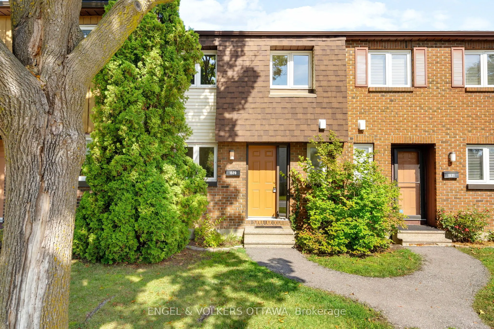 1529 Meadowbrook Road, #33