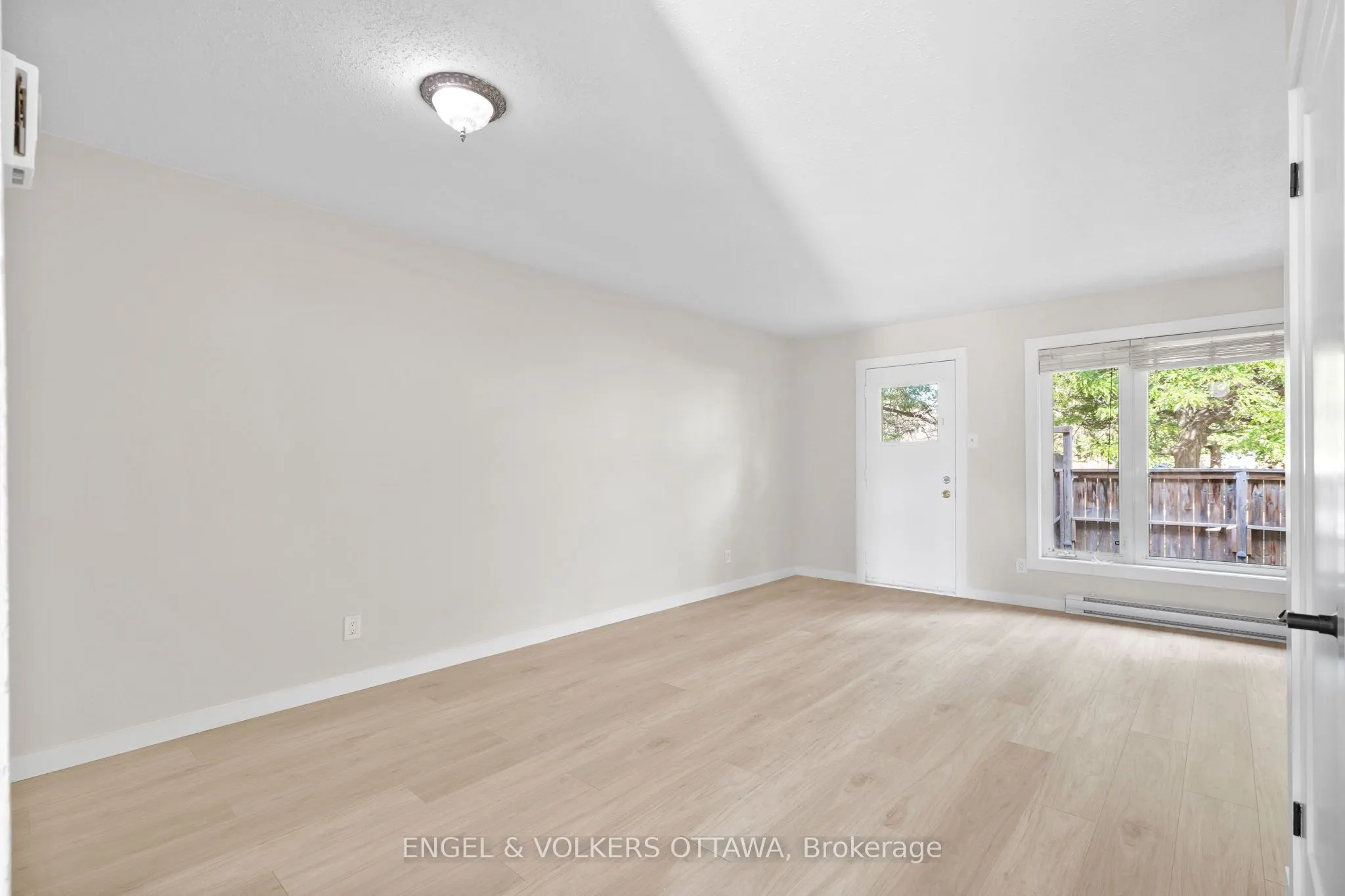 1529 Meadowbrook Road, #33
