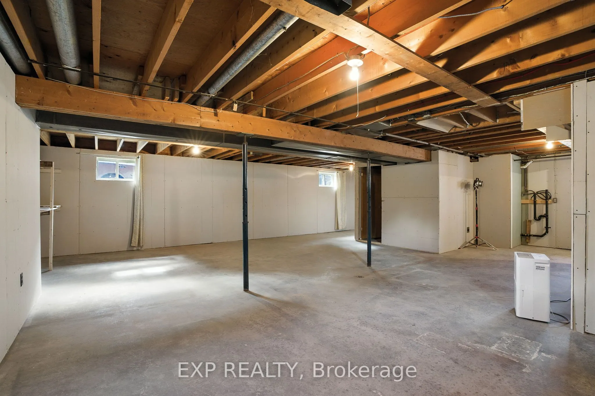 1419 Second Street W