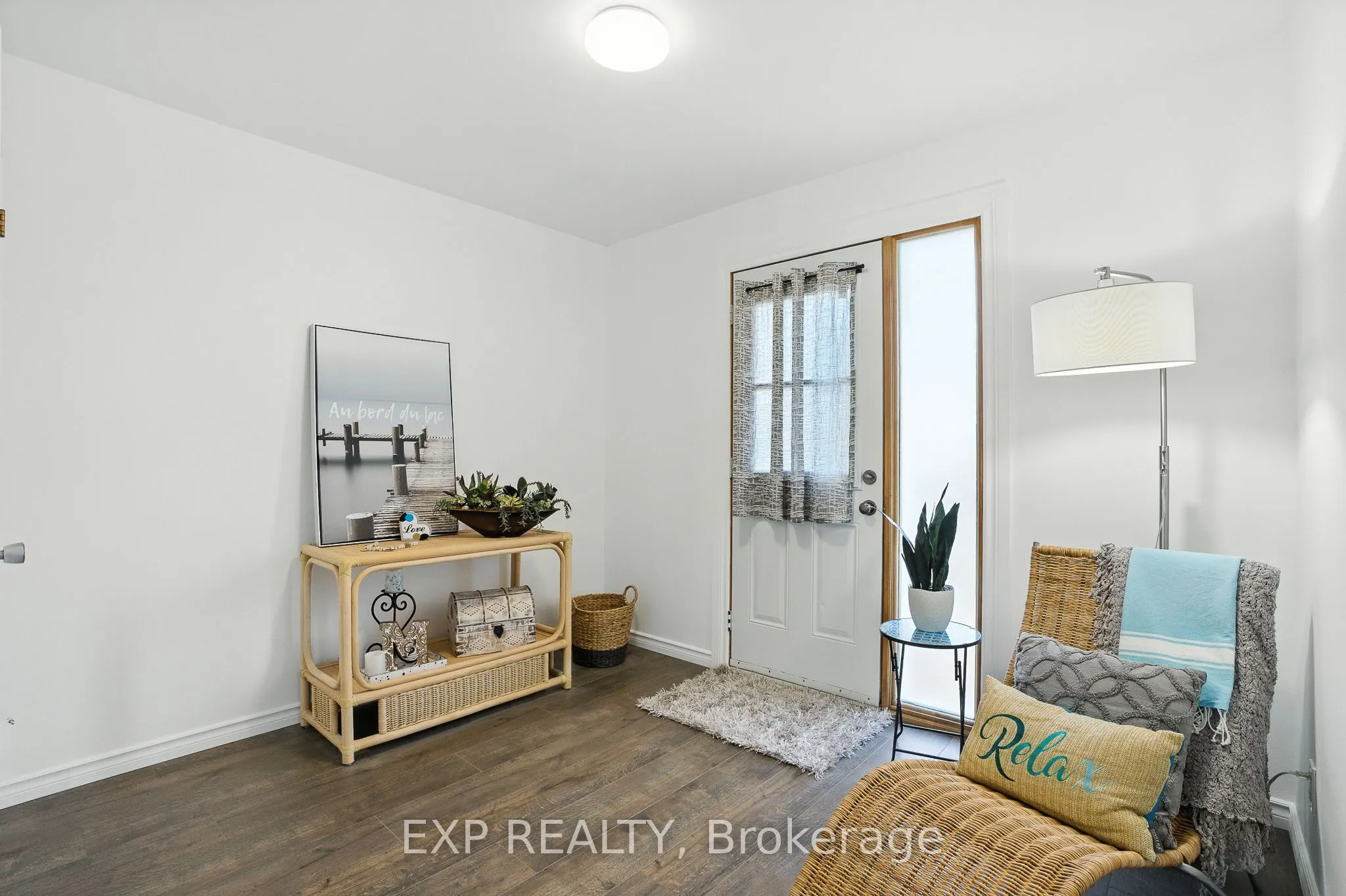 1419 Second Street W