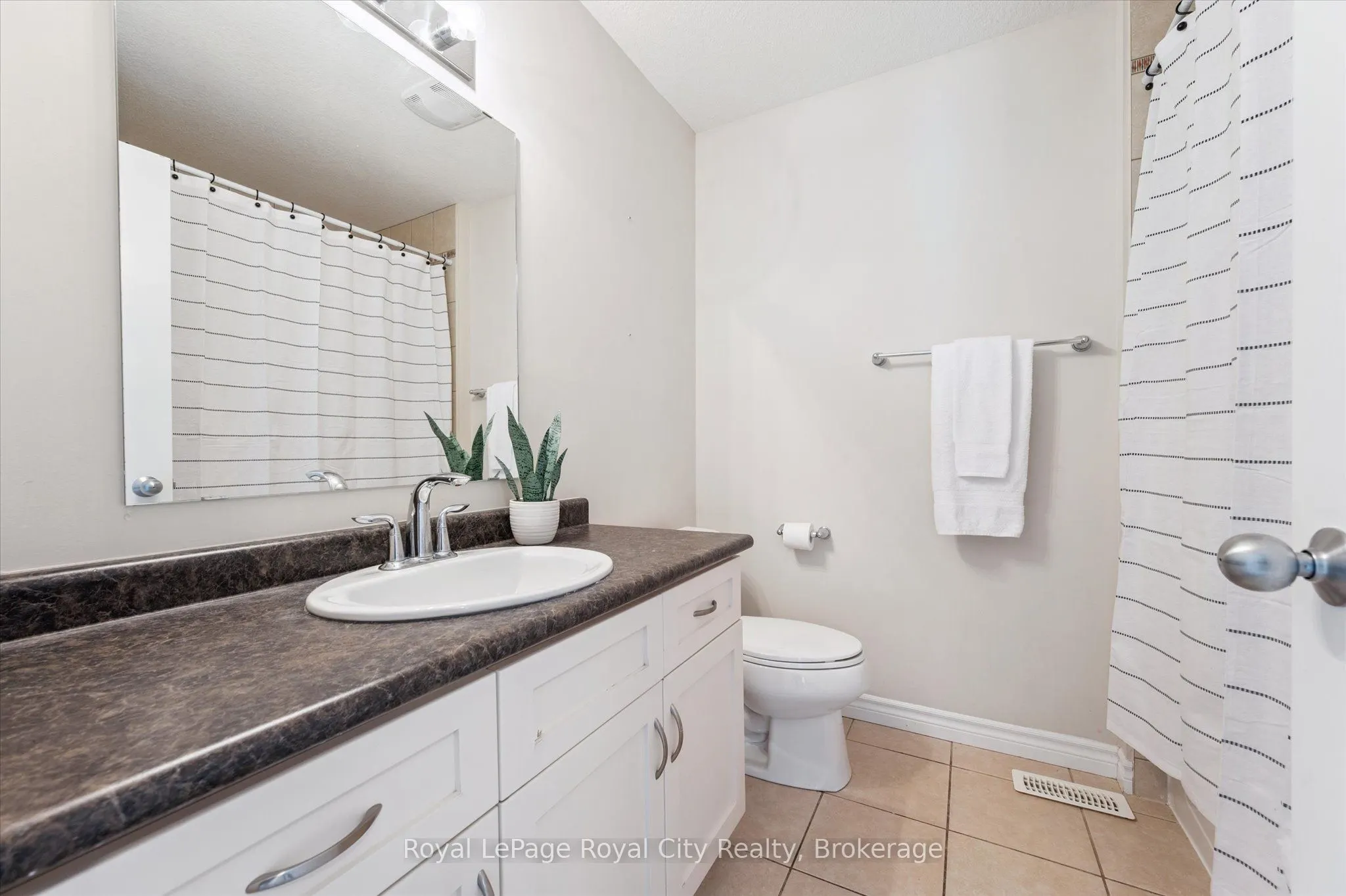 158 Kemp Crescent