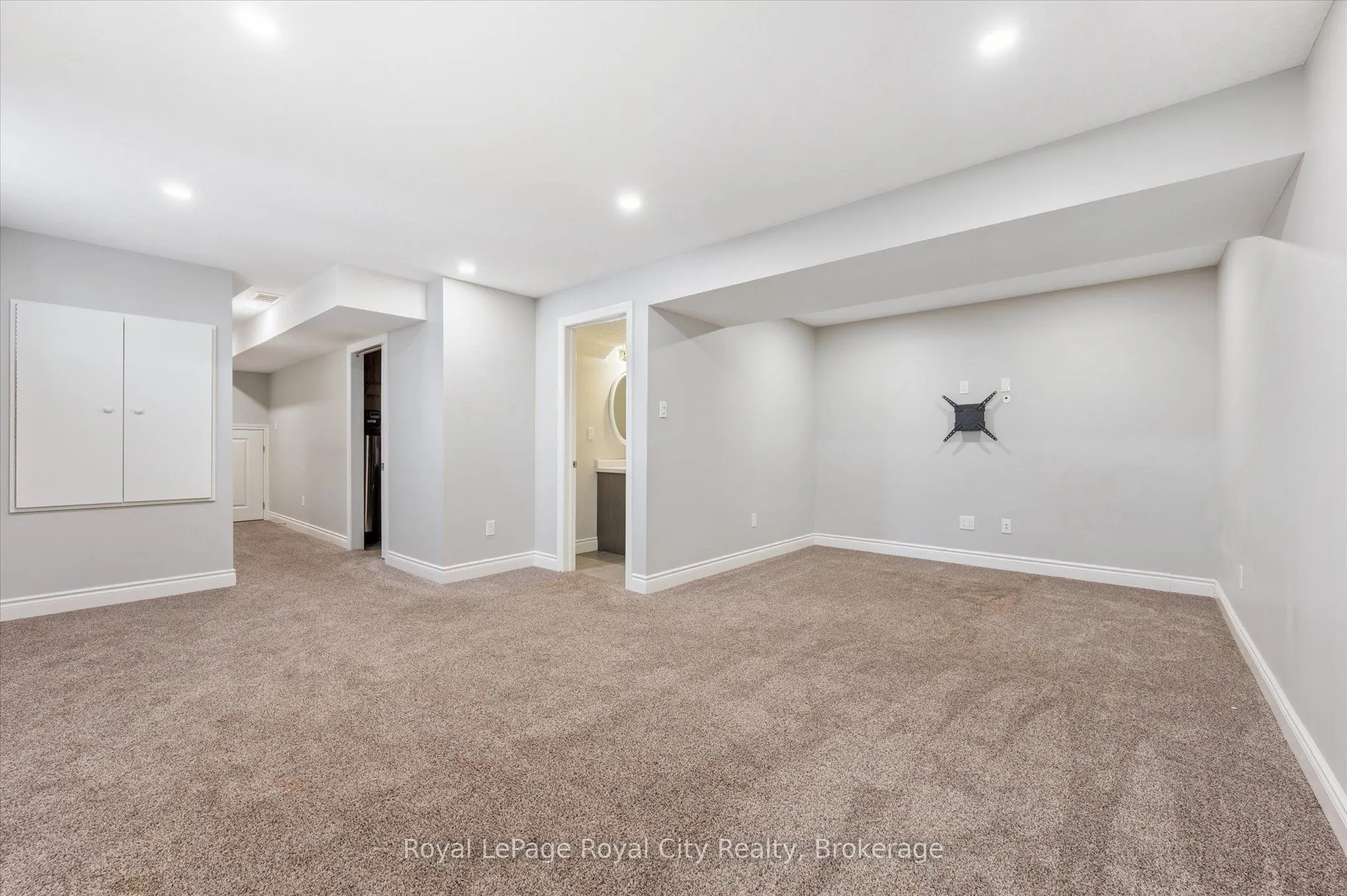 158 Kemp Crescent