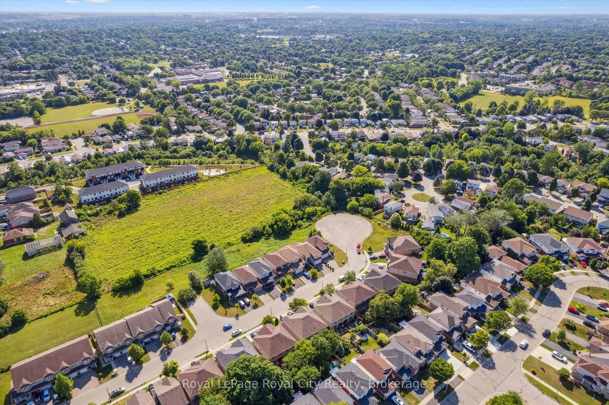 158 Kemp Crescent