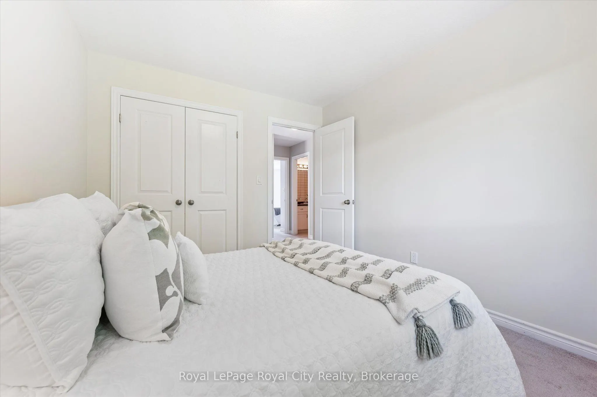 158 Kemp Crescent