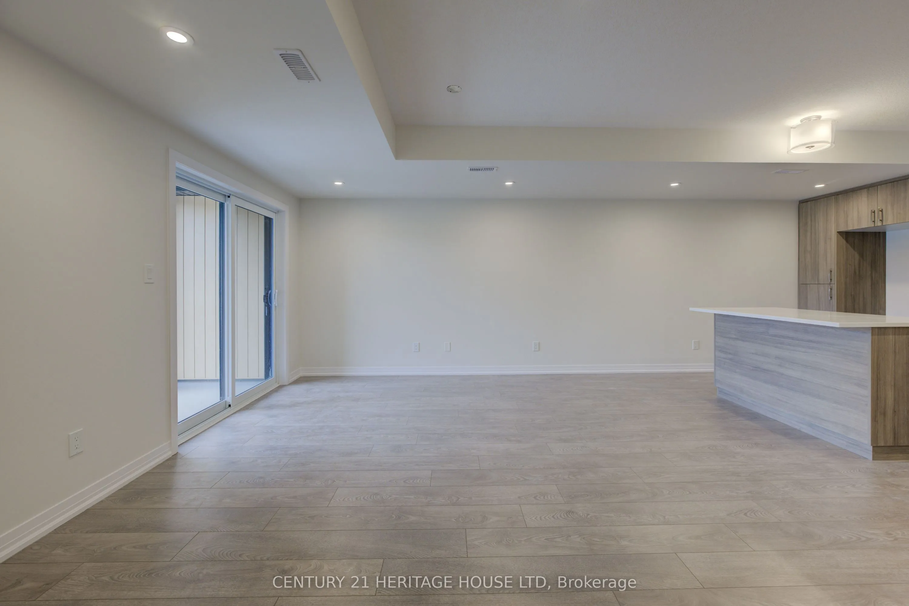 682 Benninger Drive, #0