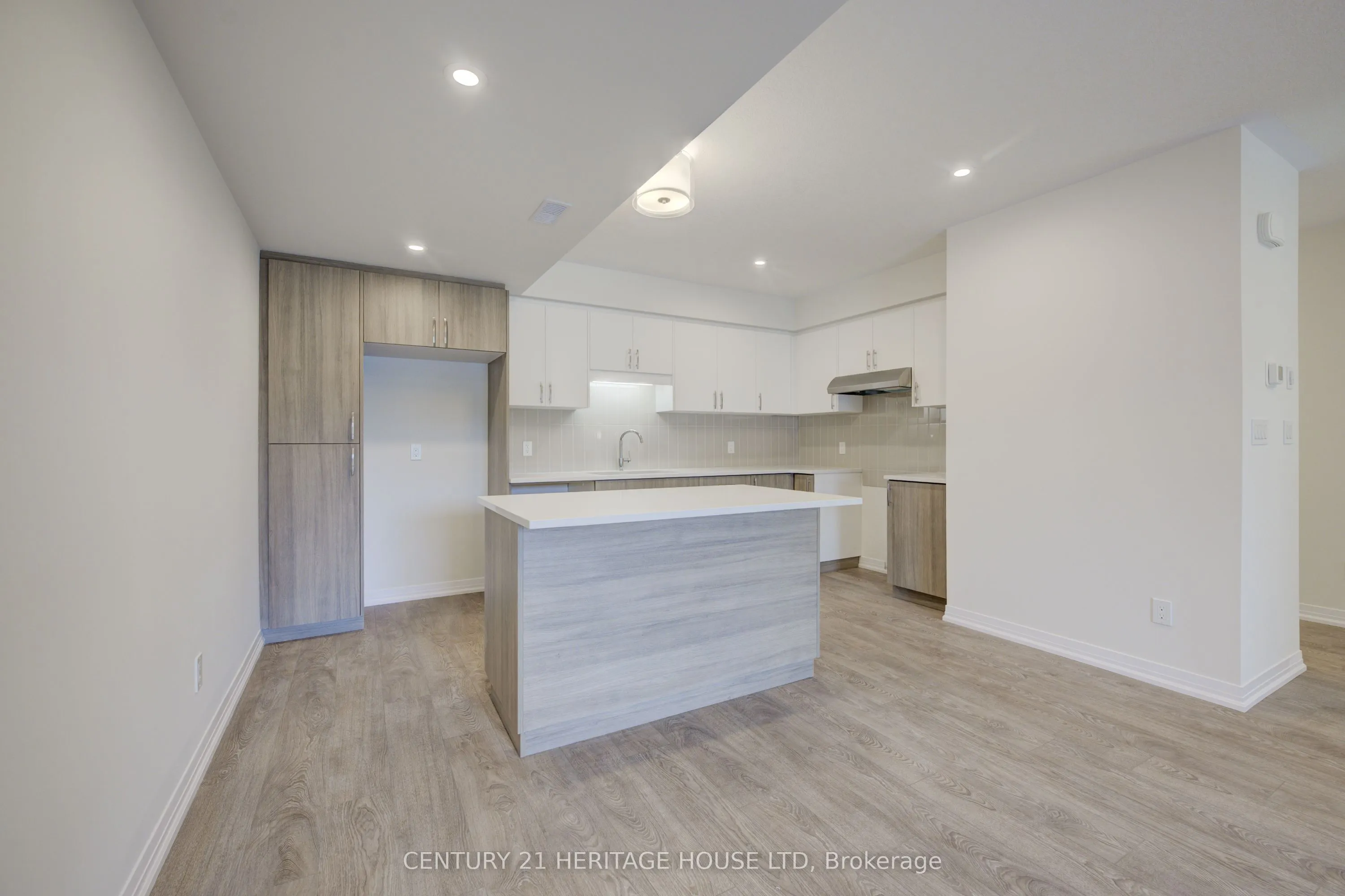 682 Benninger Drive, #0