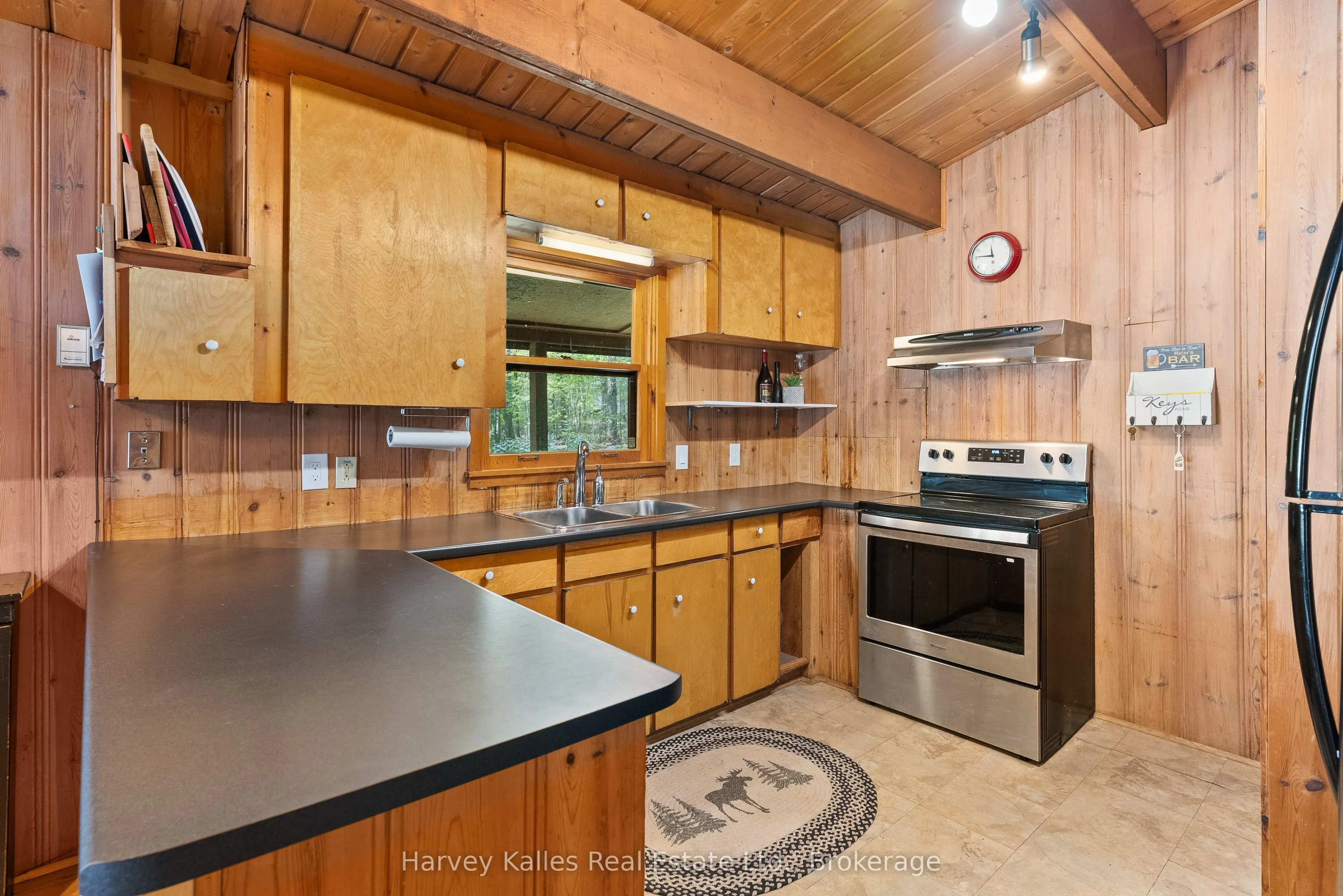 1033 Scott Lane