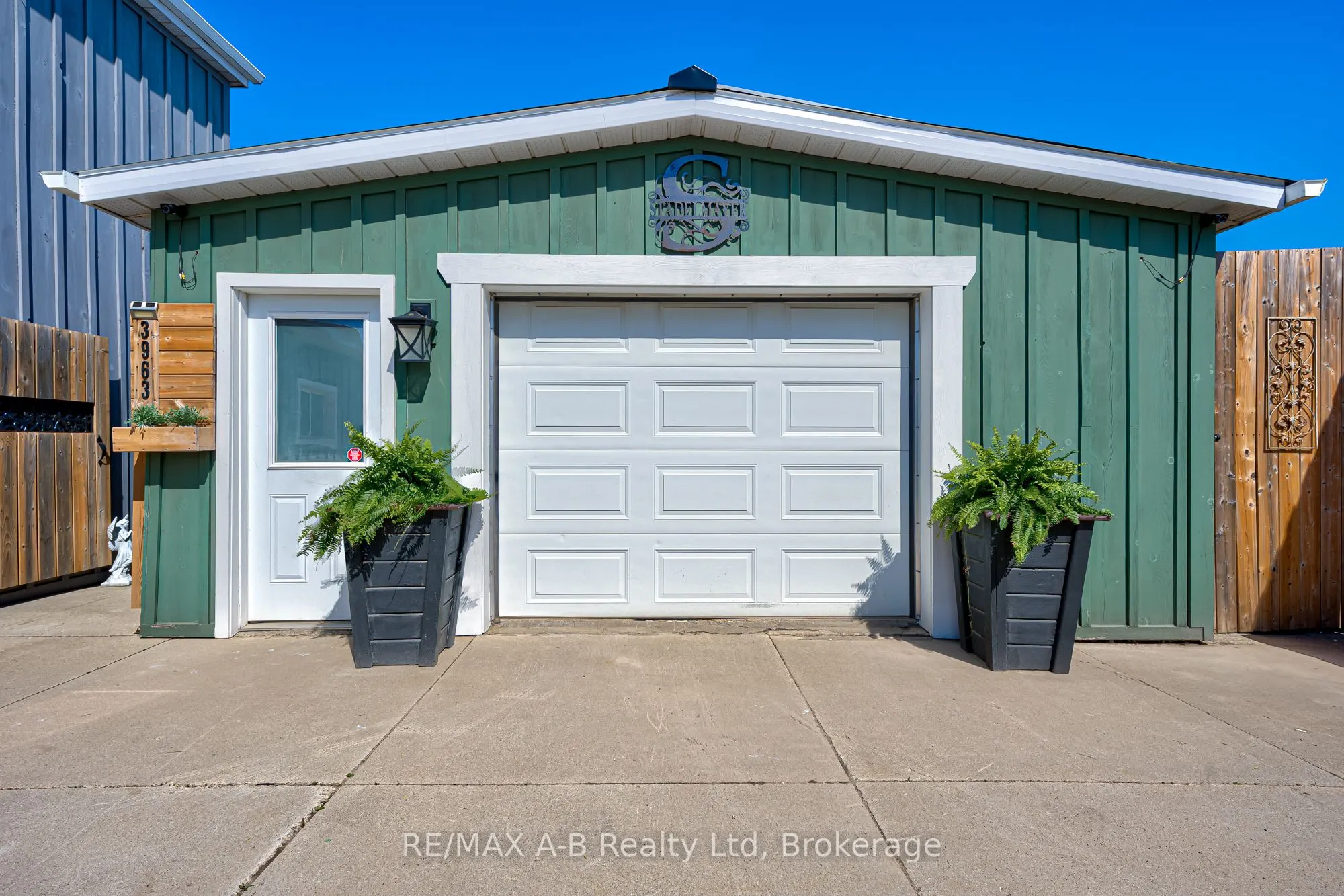 3963 Road 111
