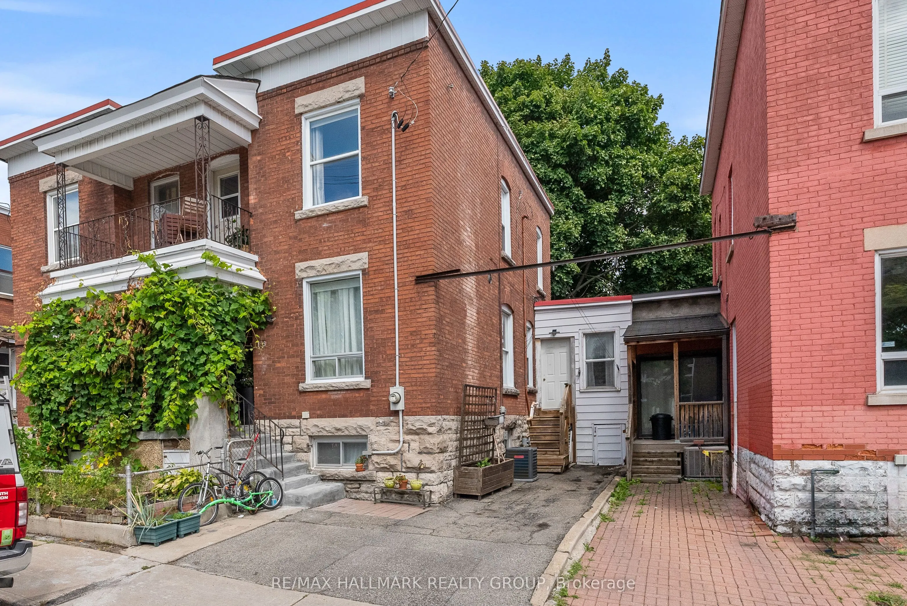 155 Percy Street