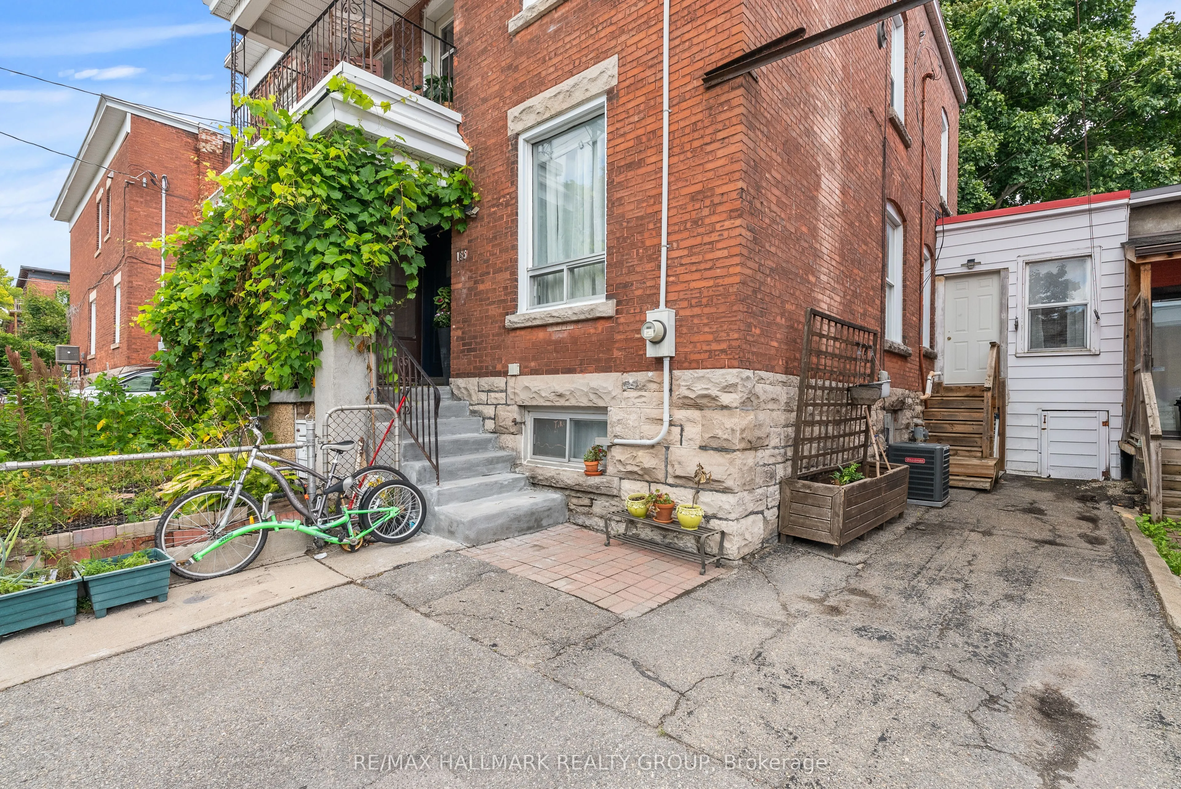 155 Percy Street