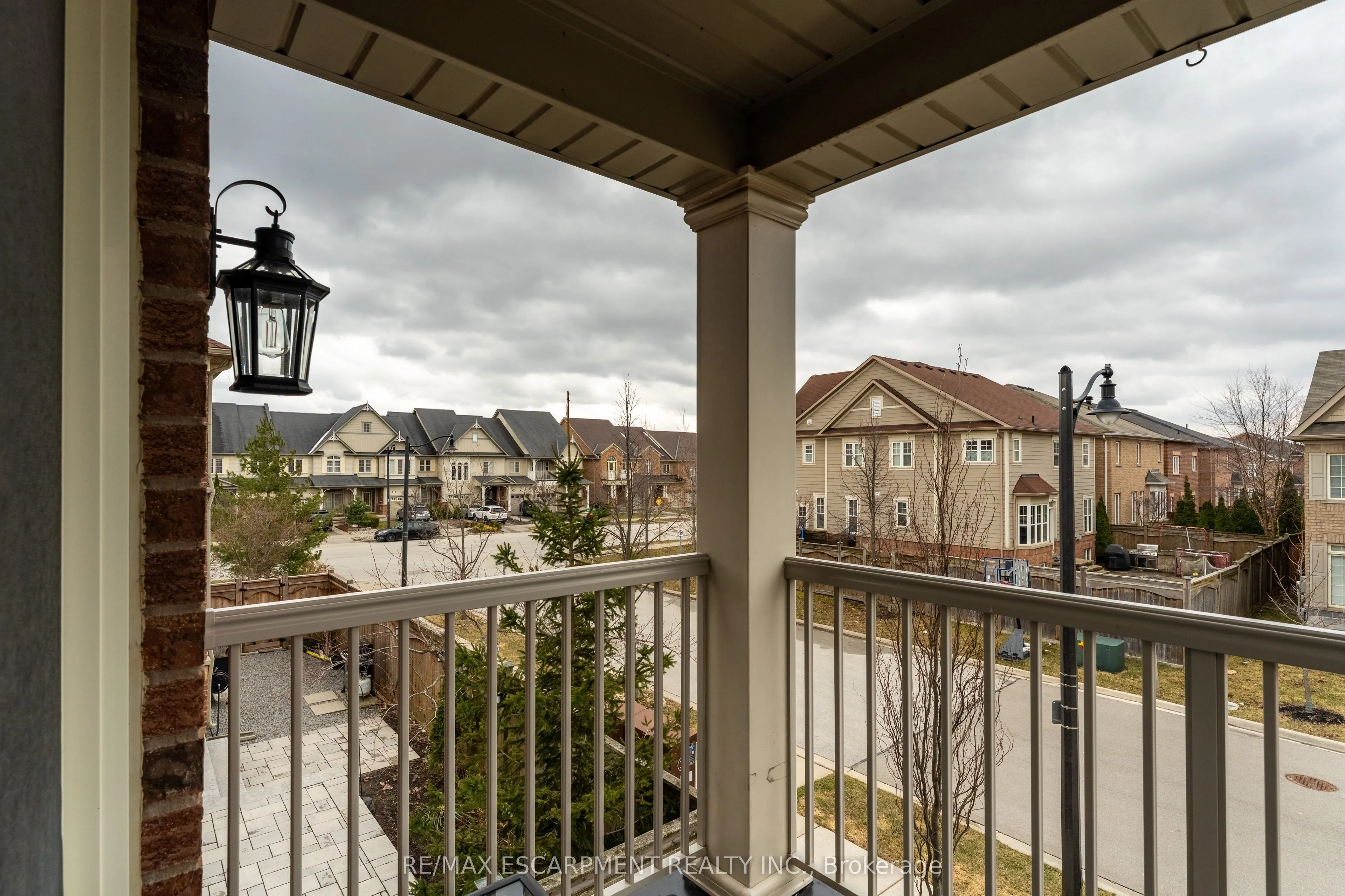 129 Fingland Crescent